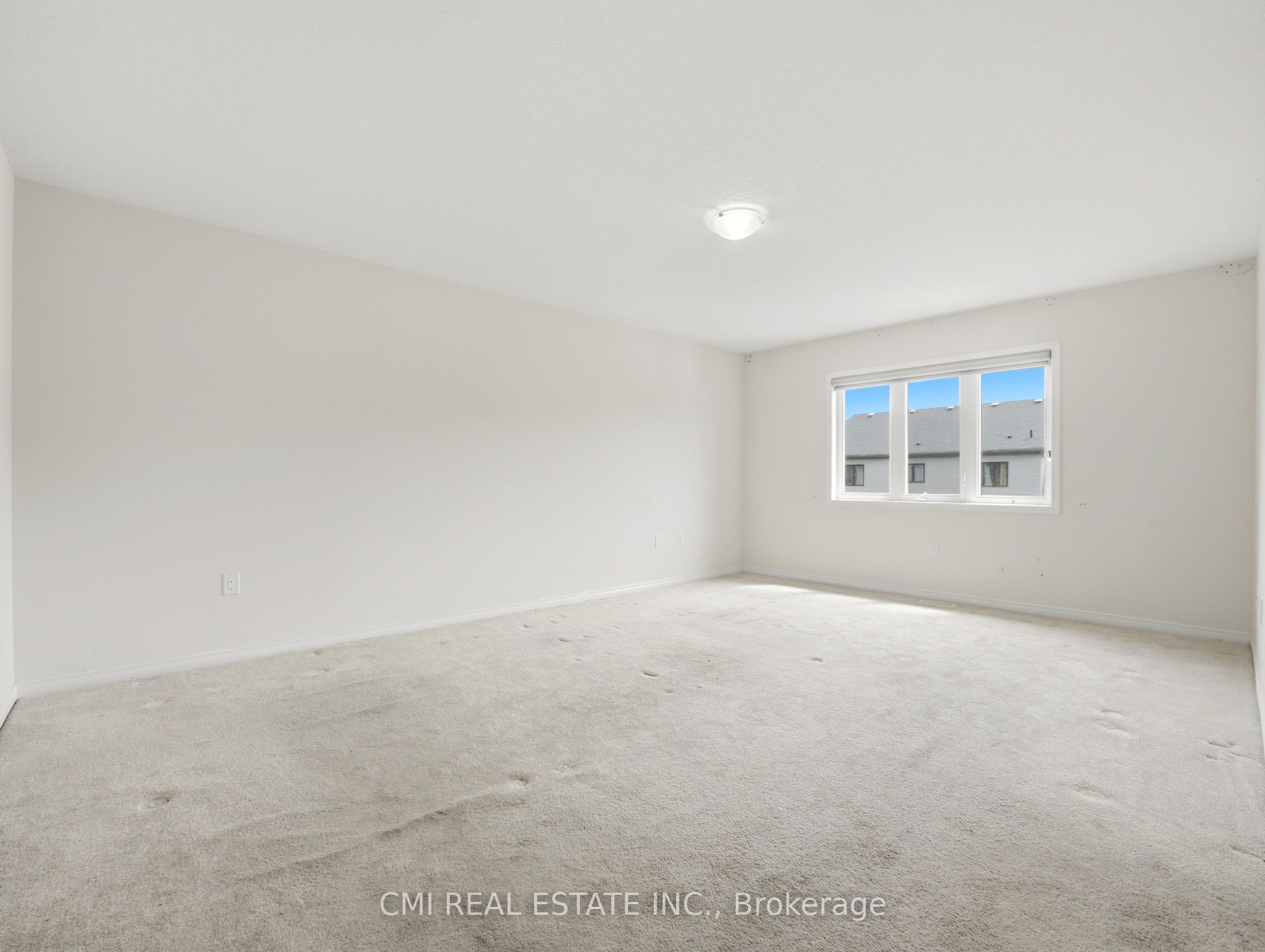 59 July Avenue Property Photo 35