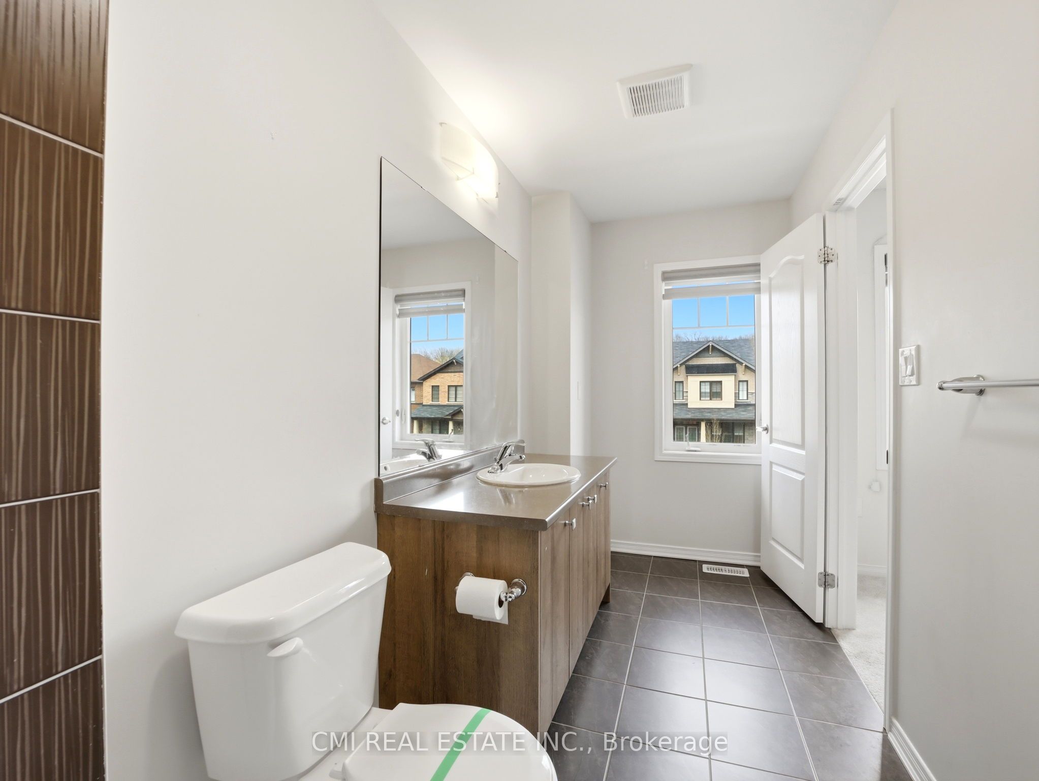 59 July Avenue Property Photo 40