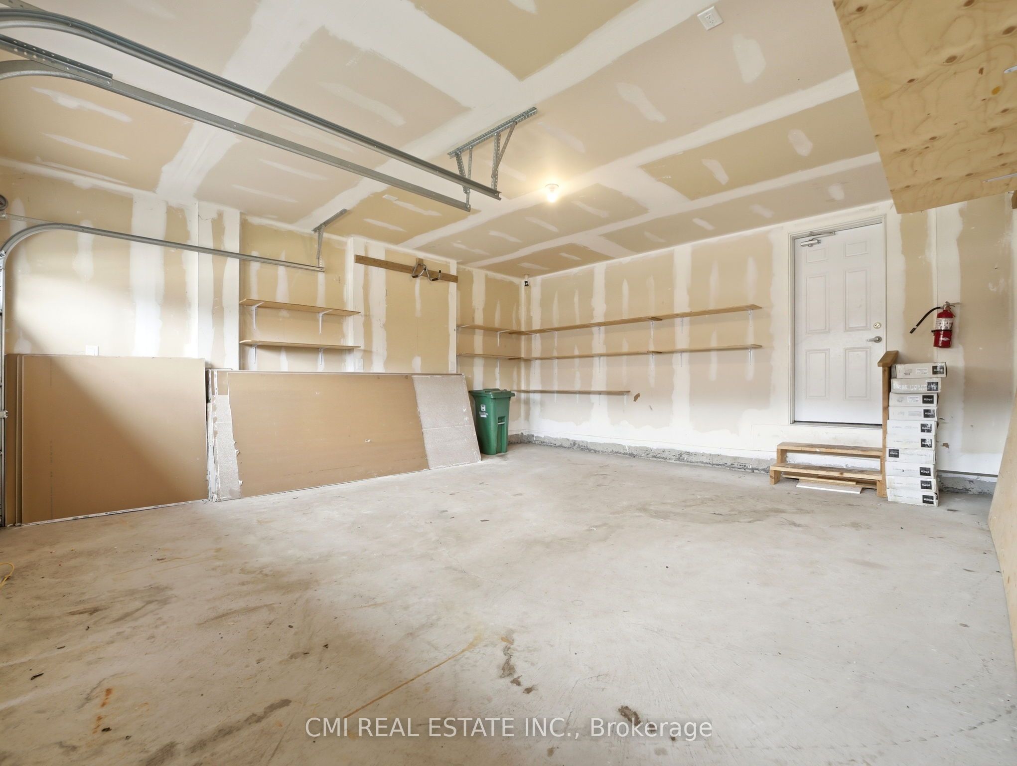 59 July Avenue Property Photo 46