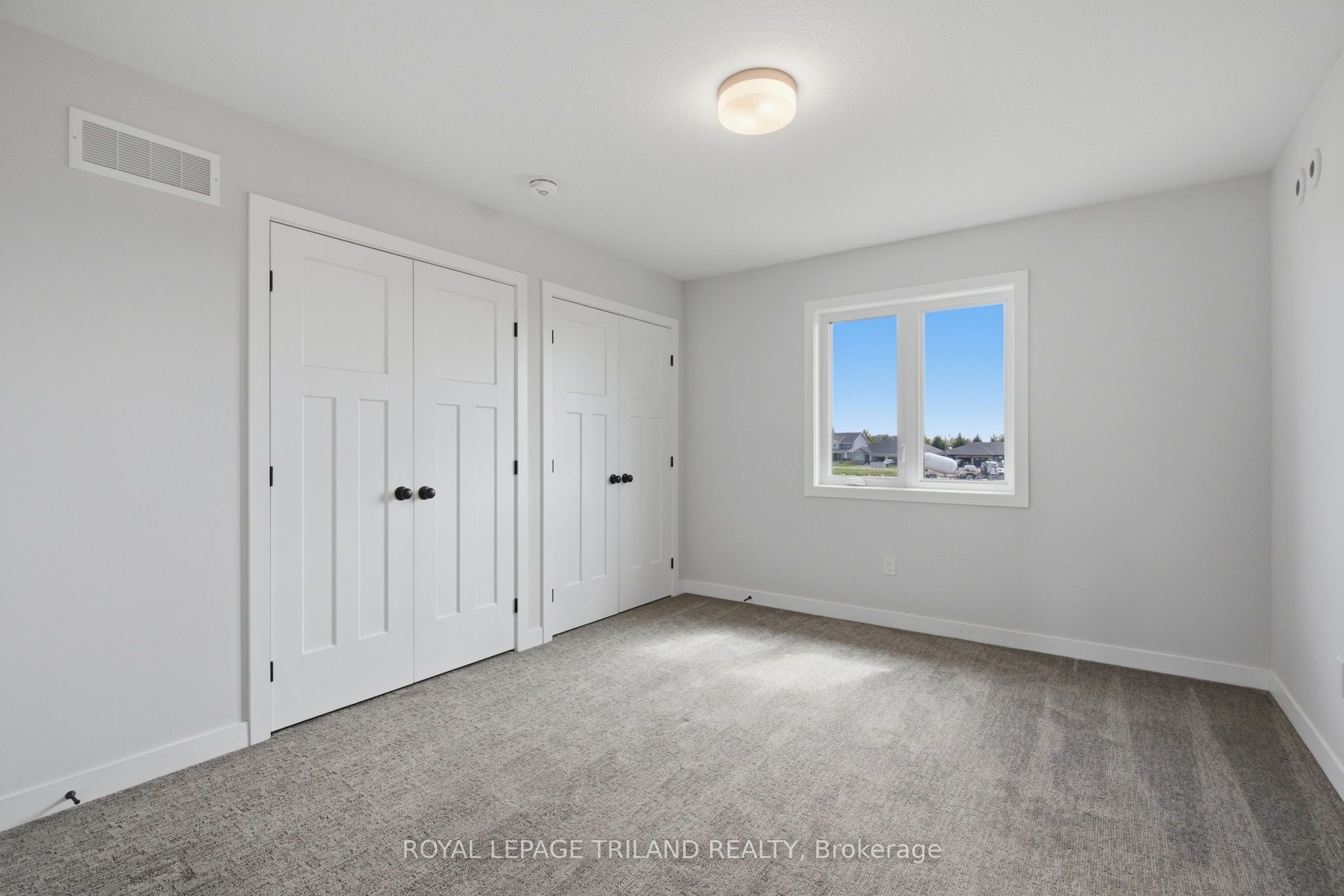 1 Hawke Lane Property Photo 25