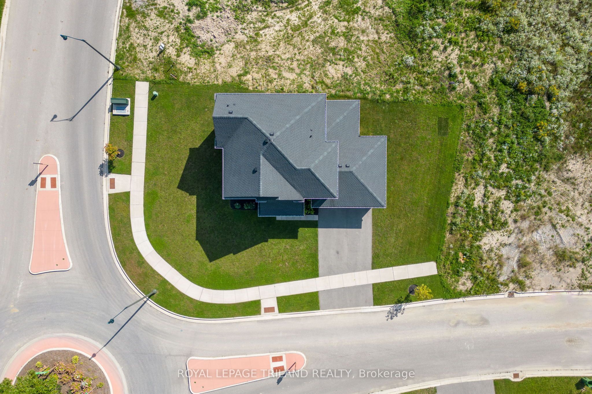 1 Hawke Lane Property Photo 36