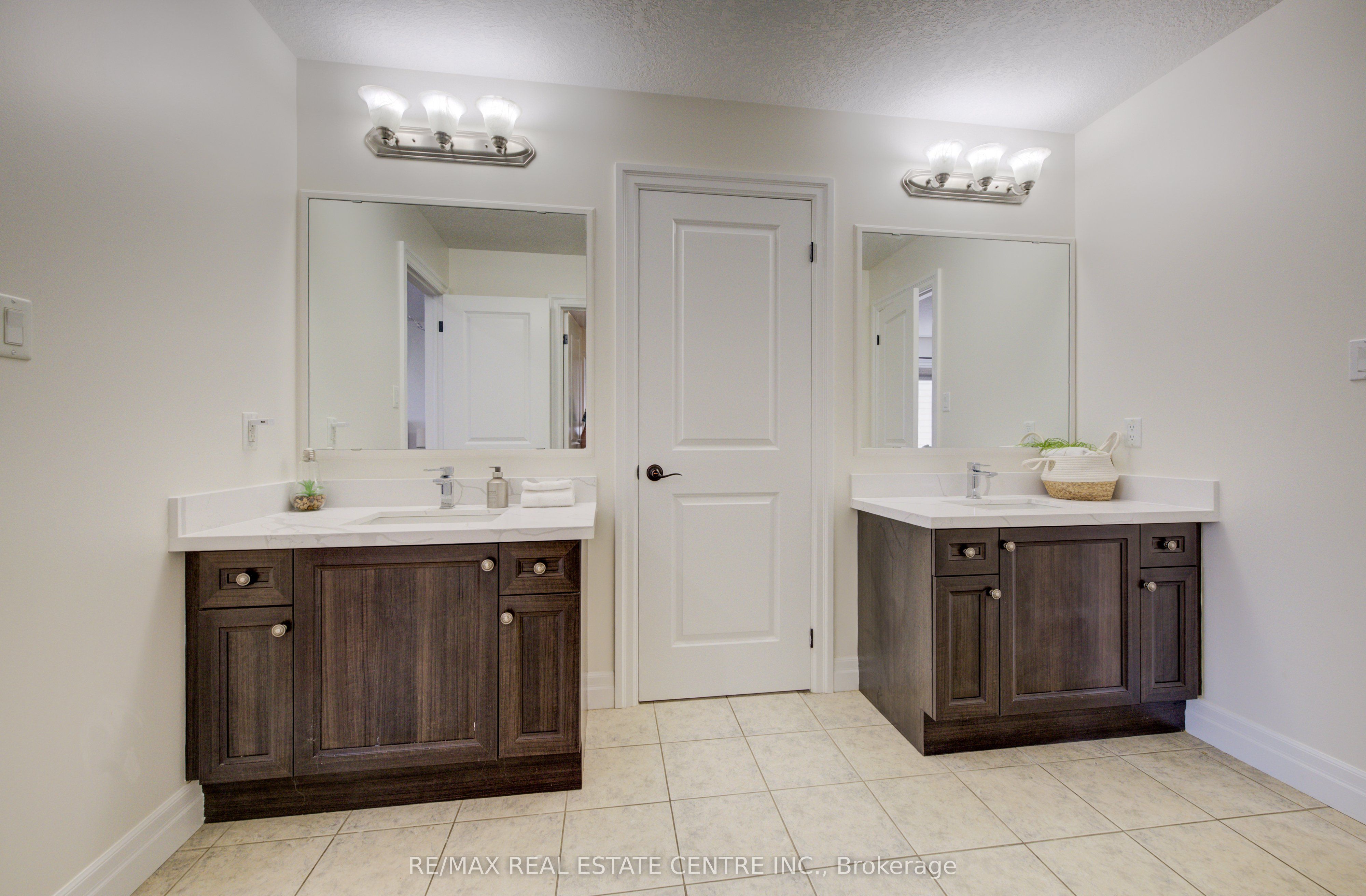 10 Deer Creek Street Property Photo 19
