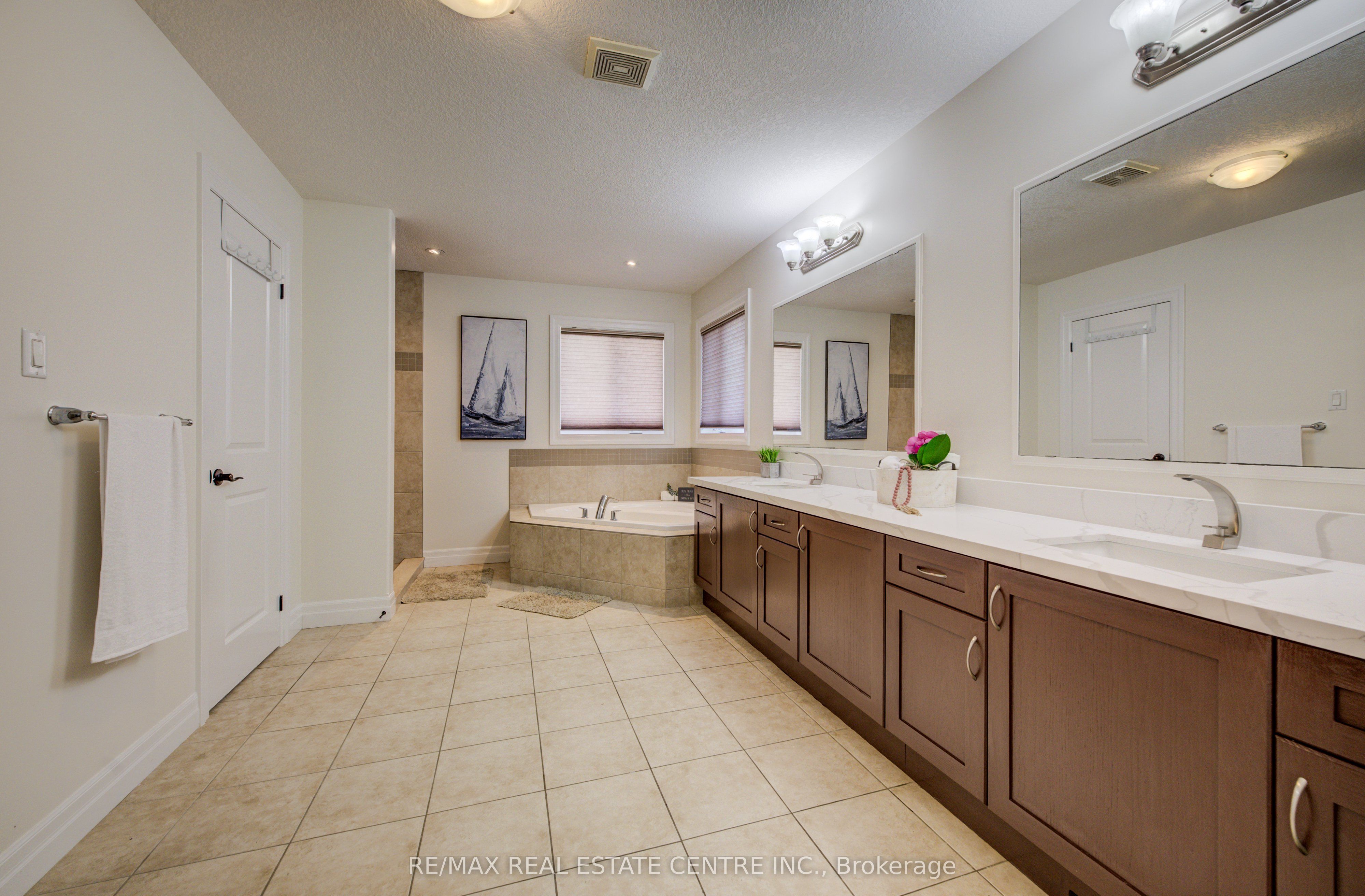 10 Deer Creek Street Property Photo 23