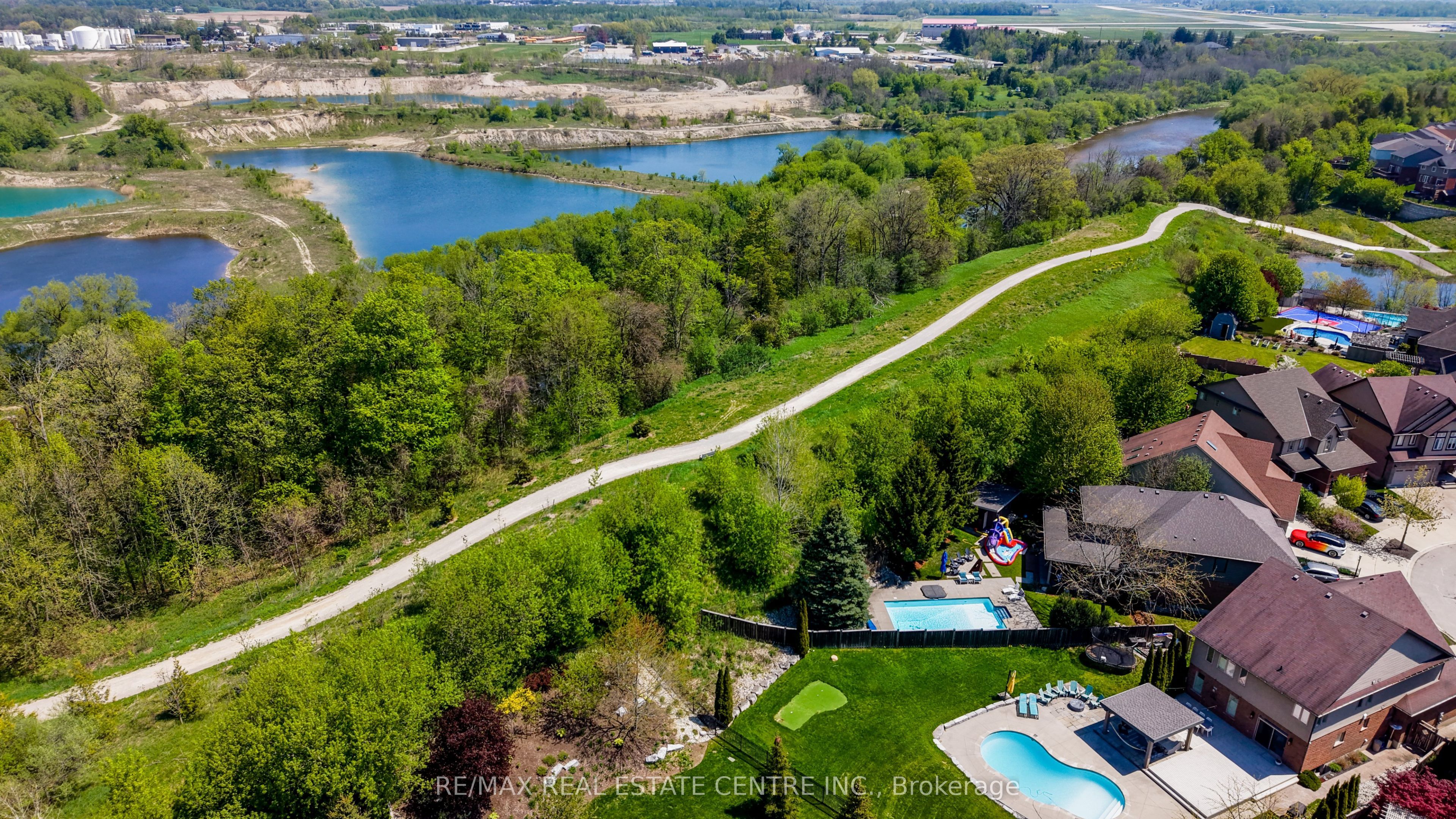 10 Deer Creek Street Property Photo 42