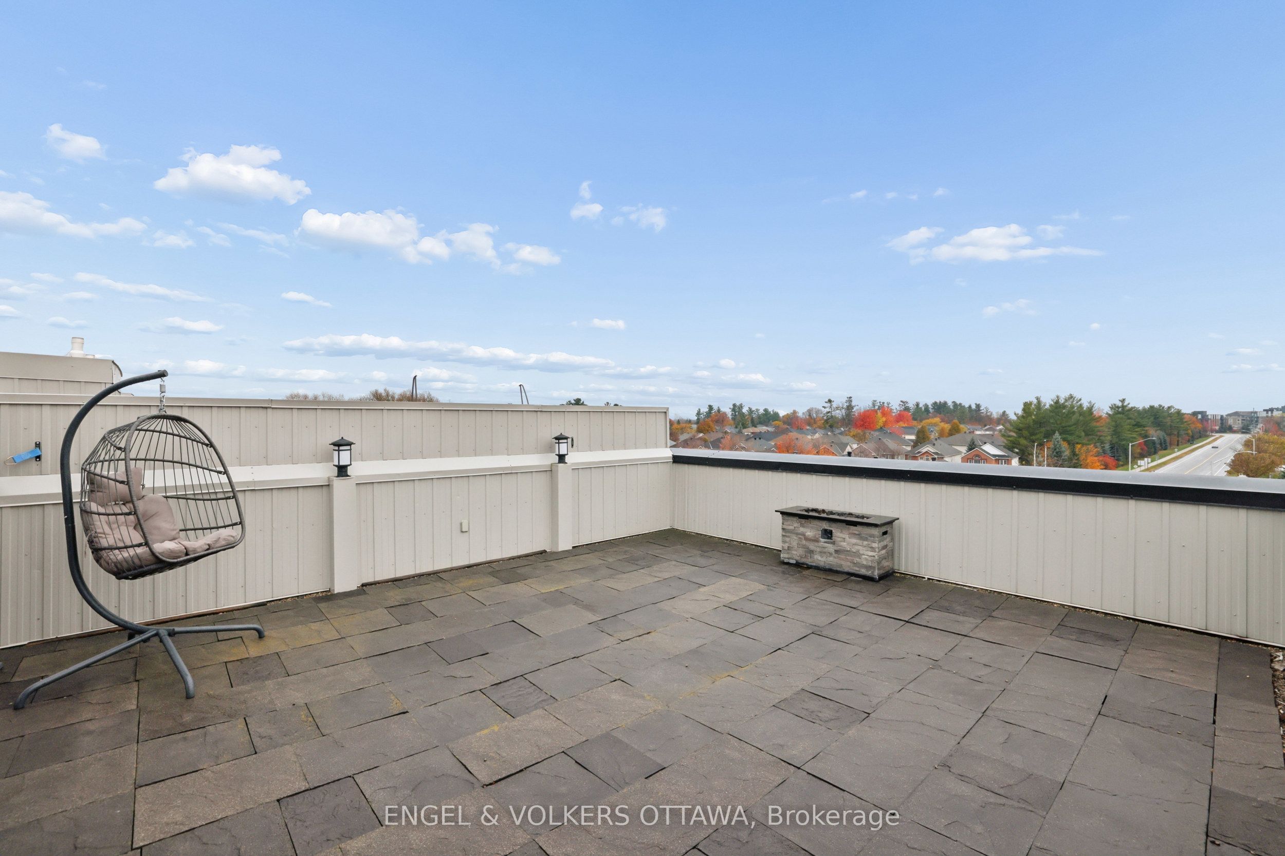 803 Petra Private Property Photo 45