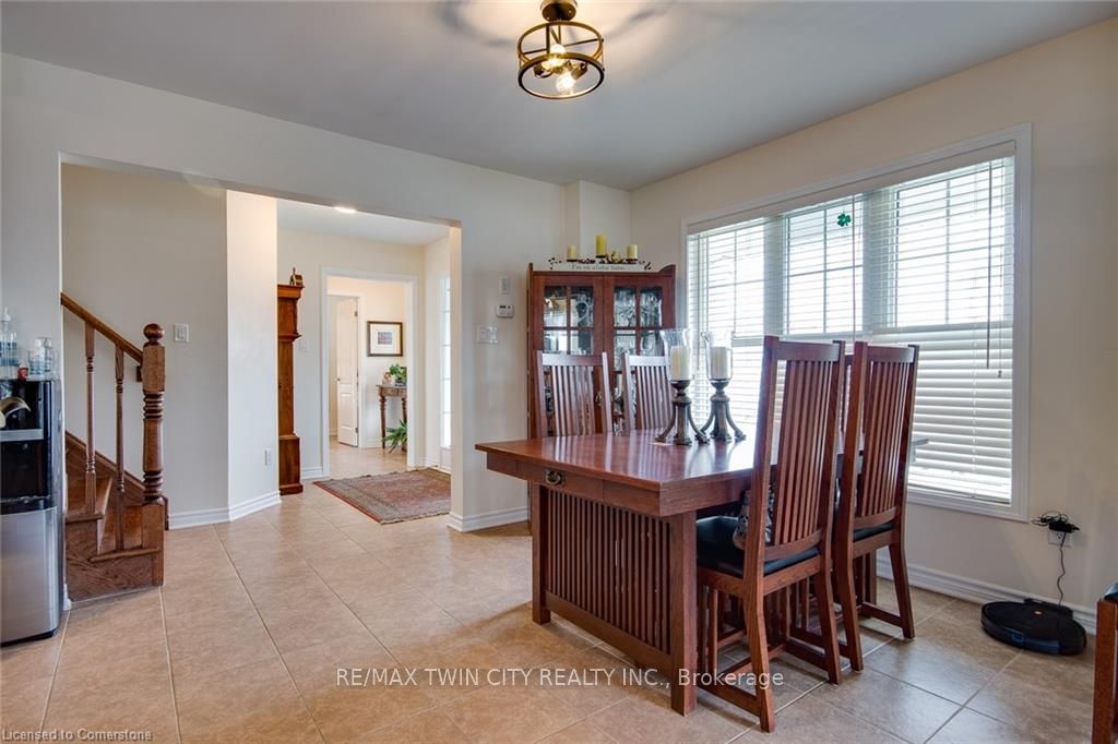 18 Blue Oak Street Property Photo 12