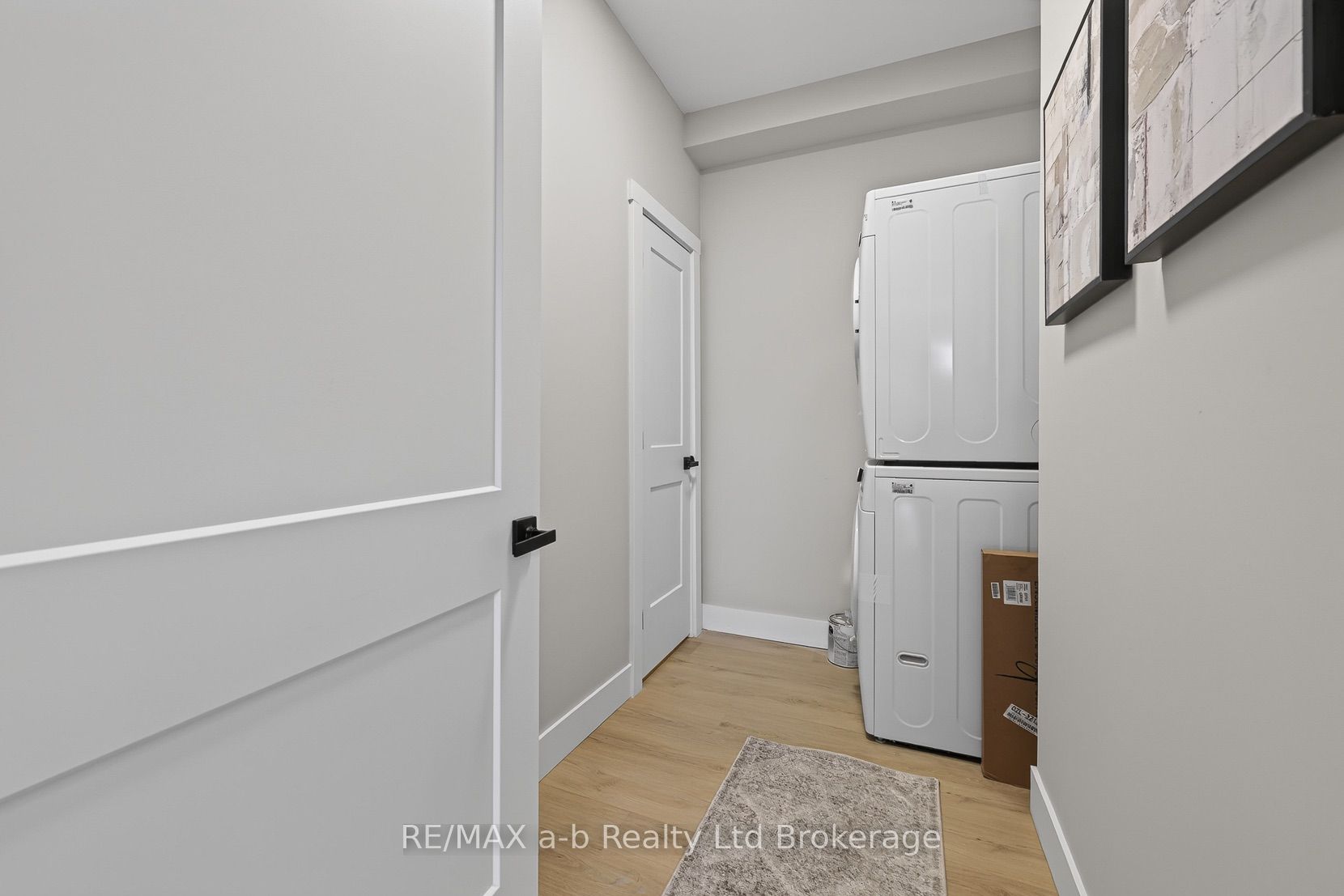 91 Winniett Street Property Photo 26