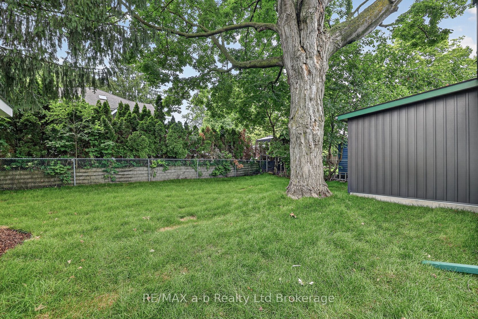 91 Winniett Street Property Photo 28