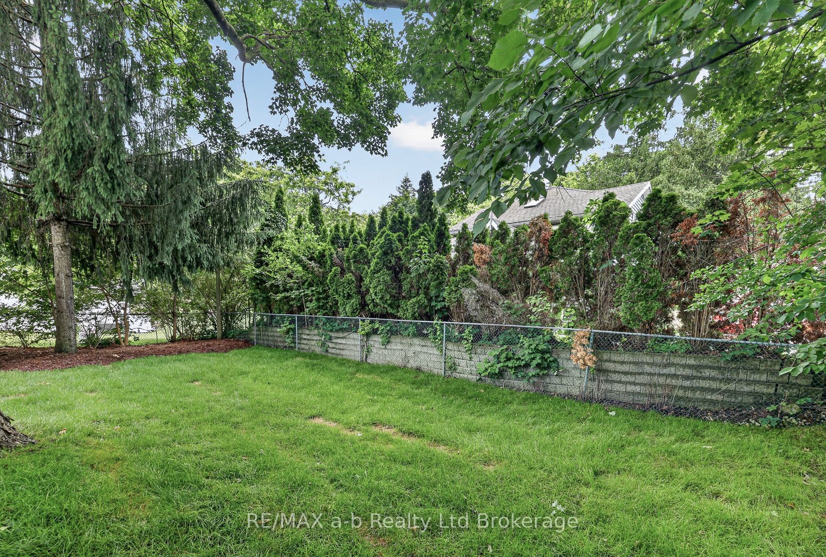91 Winniett Street Property Photo 29