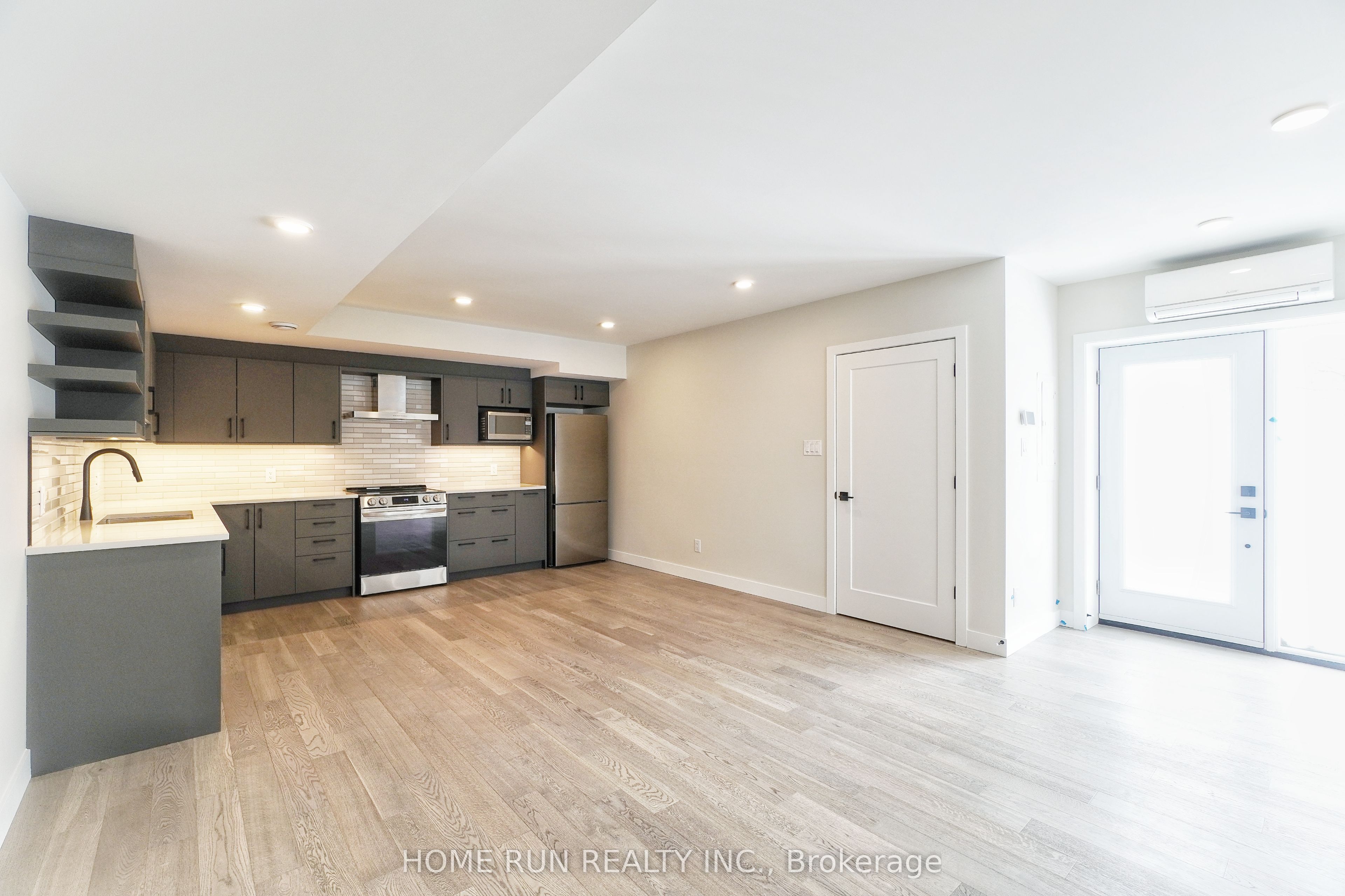 146 Orr Farm Way B Property Photo 3