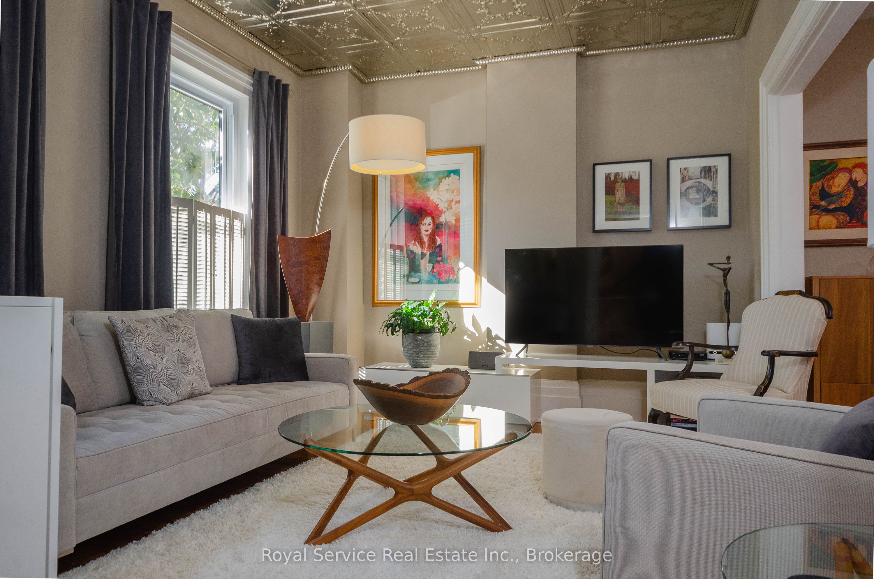 7 Bramley Street N Property Photo 4