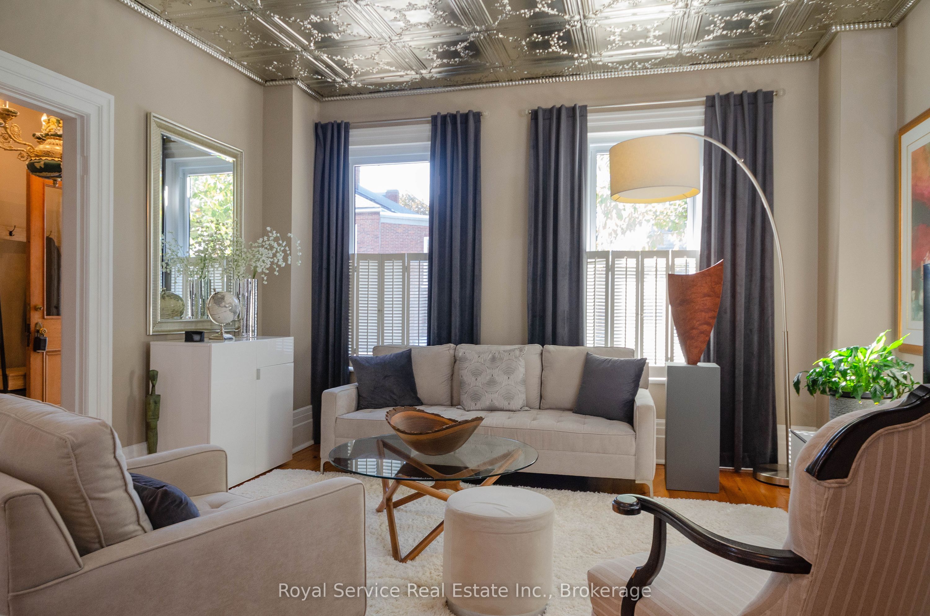7 Bramley Street N Property Photo 5