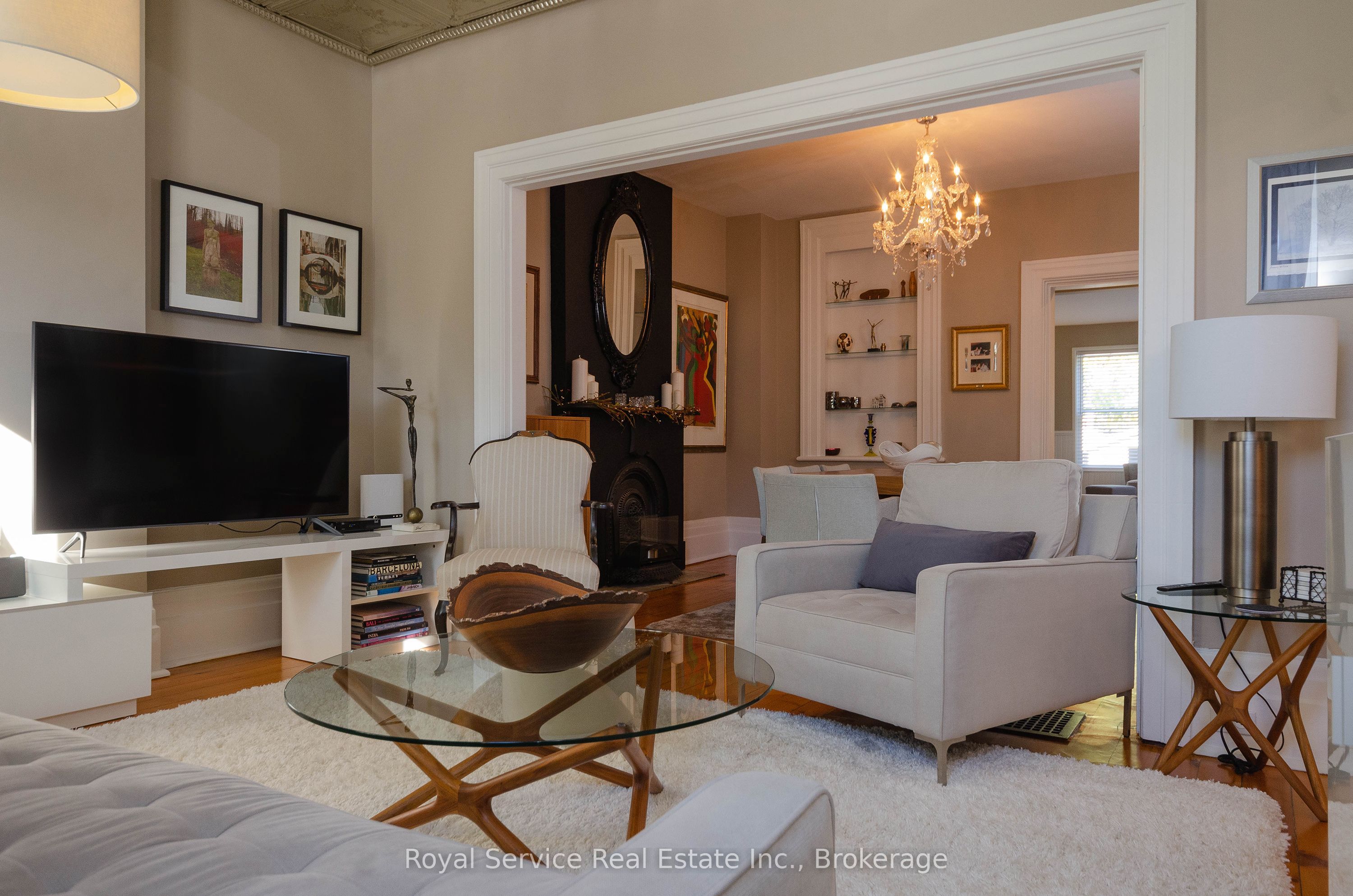 7 Bramley Street N Property Photo 6