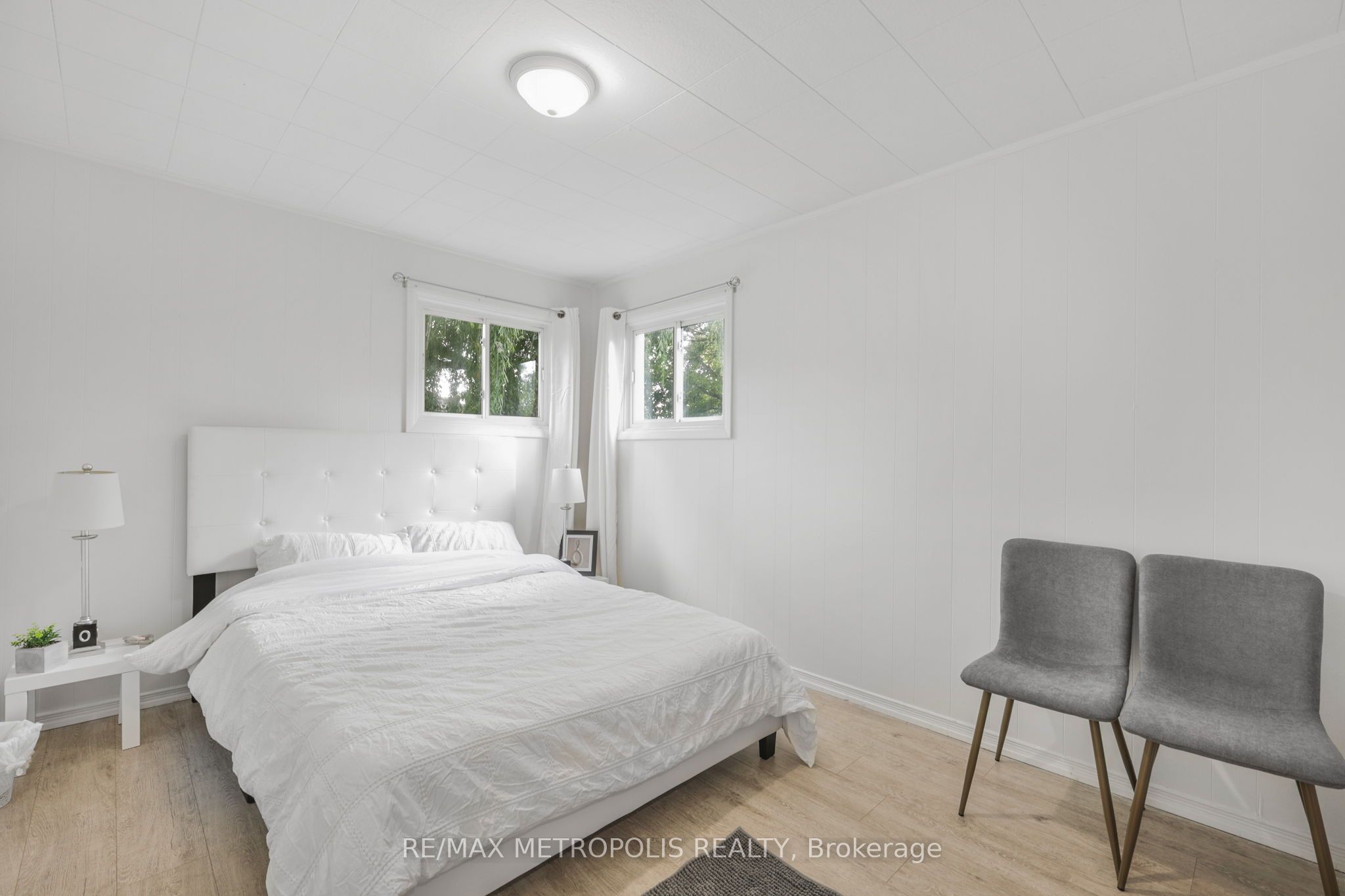 719 Knox Avenue Property Photo 19