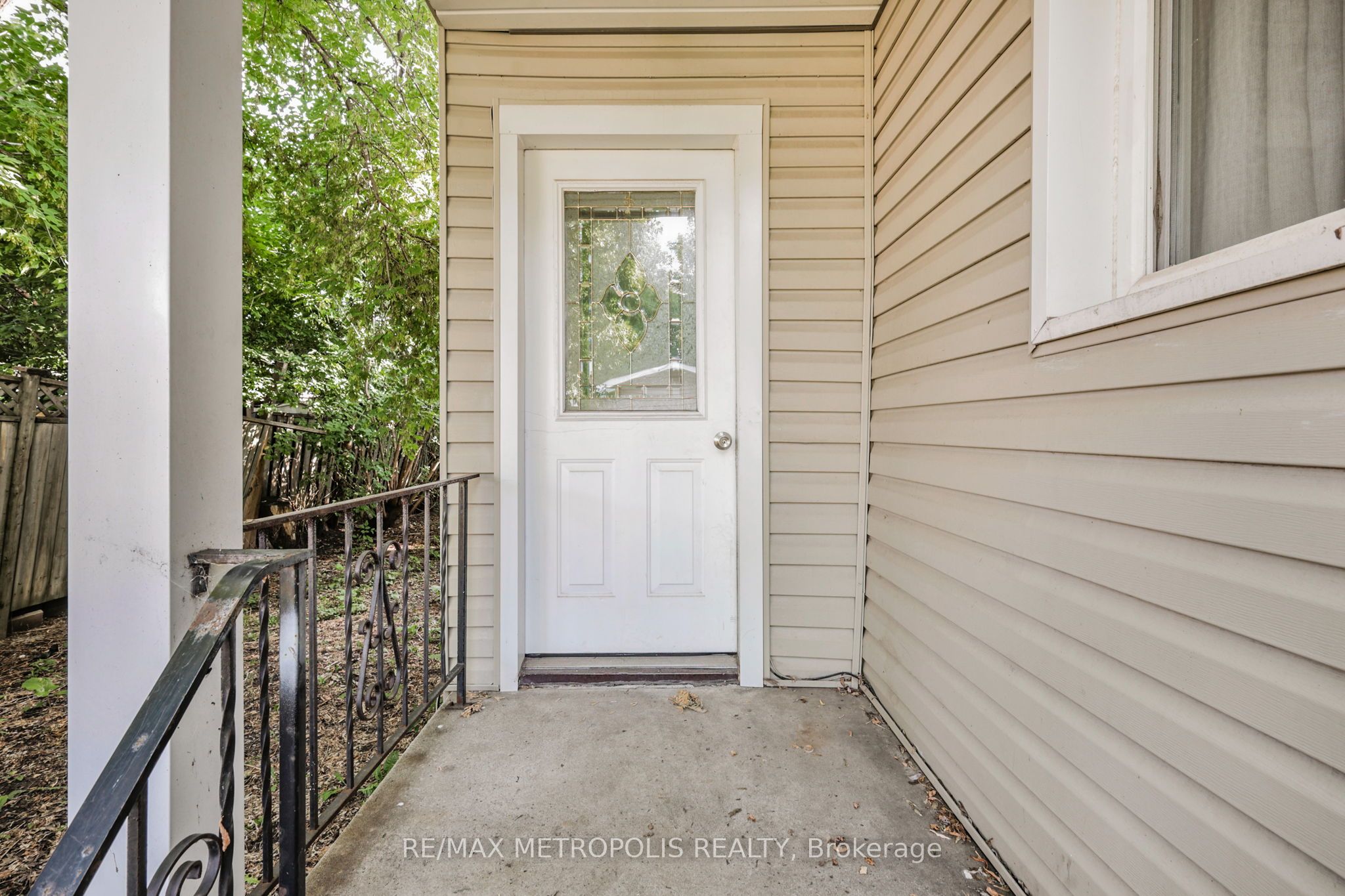 719 Knox Avenue Property Photo 24