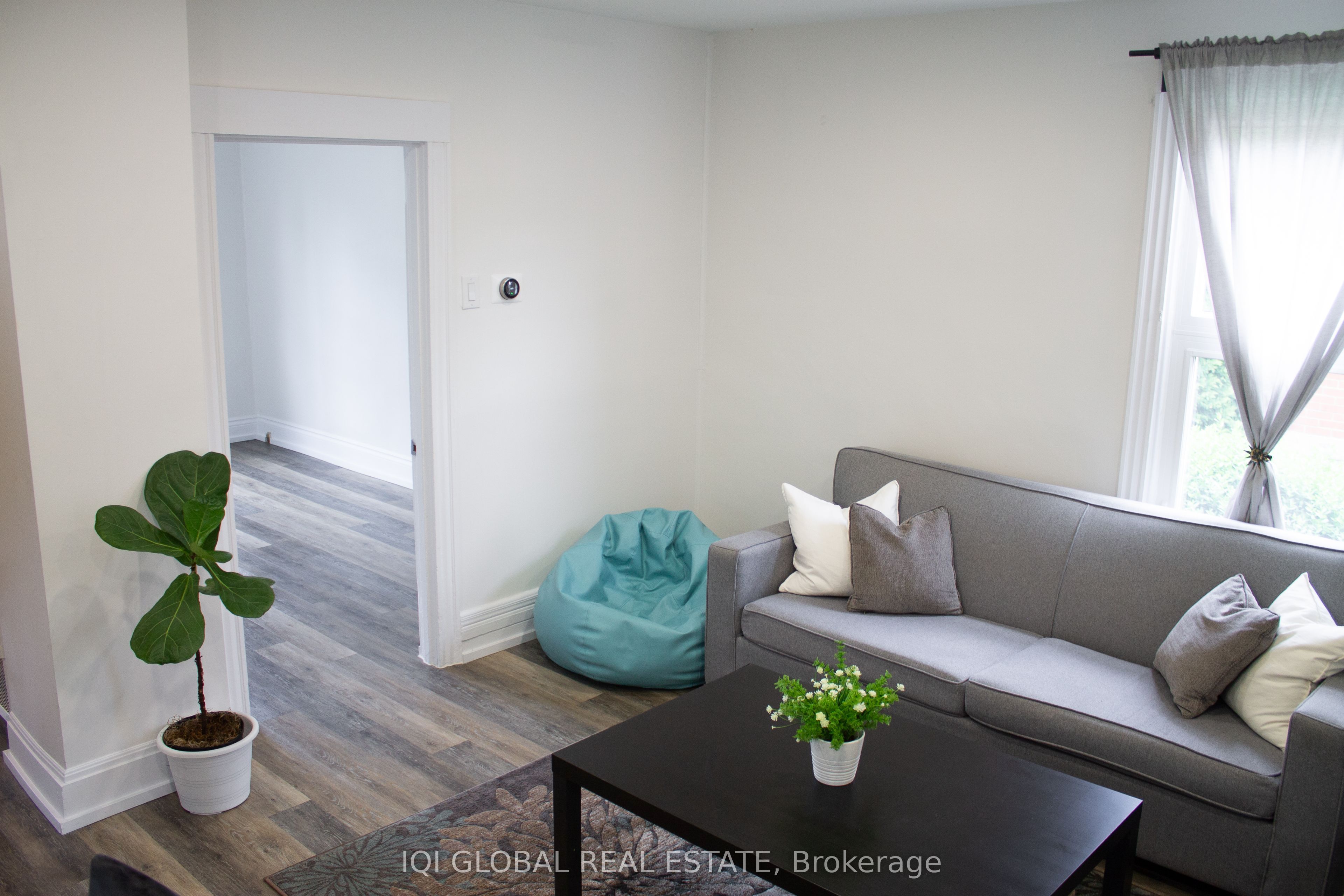 65 Holmes Avenue Property Photo 4
