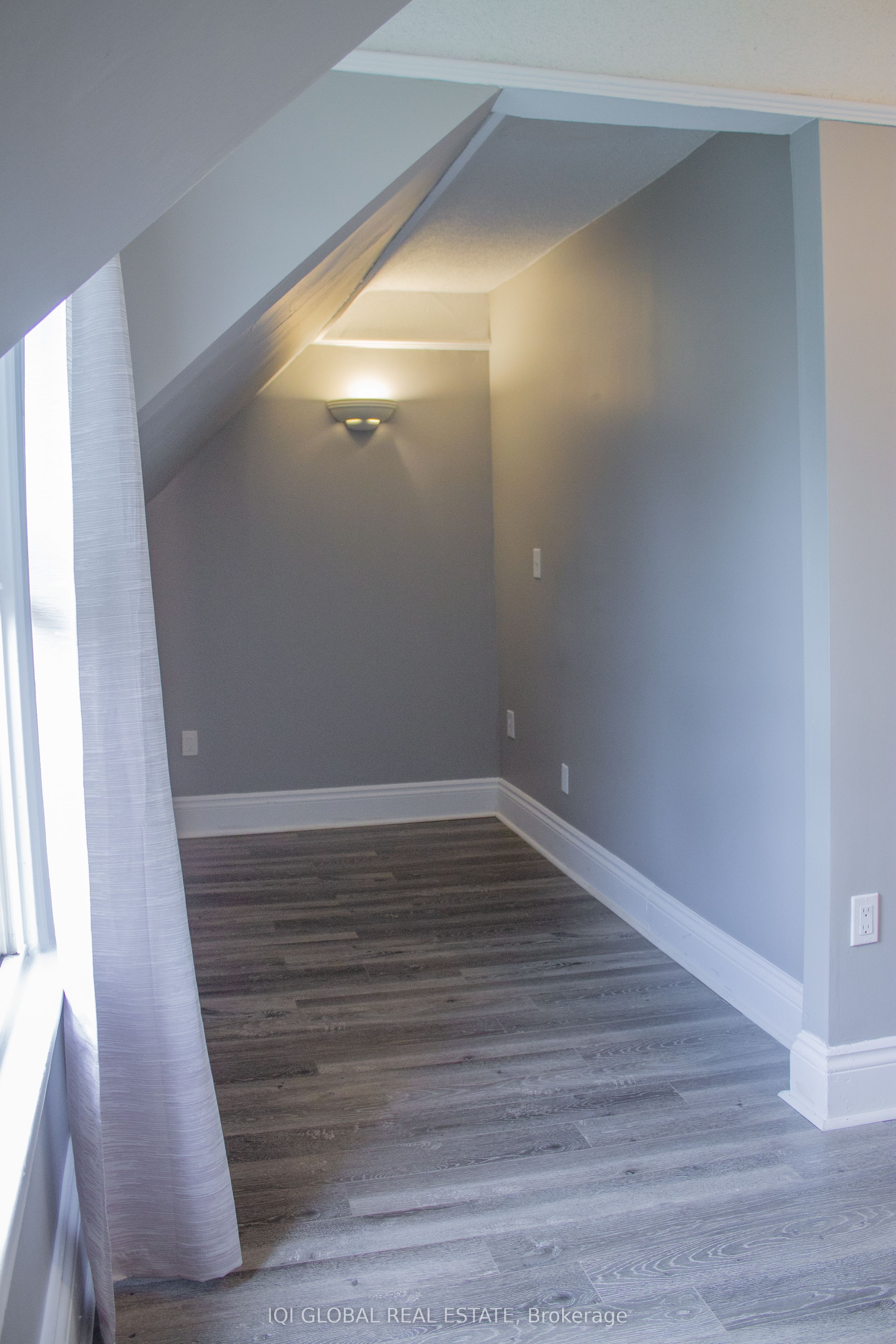 65 Holmes Avenue Property Photo 20