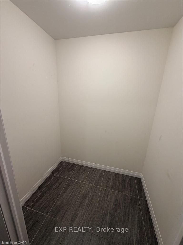 104 Garment Street 803 Property Photo 4