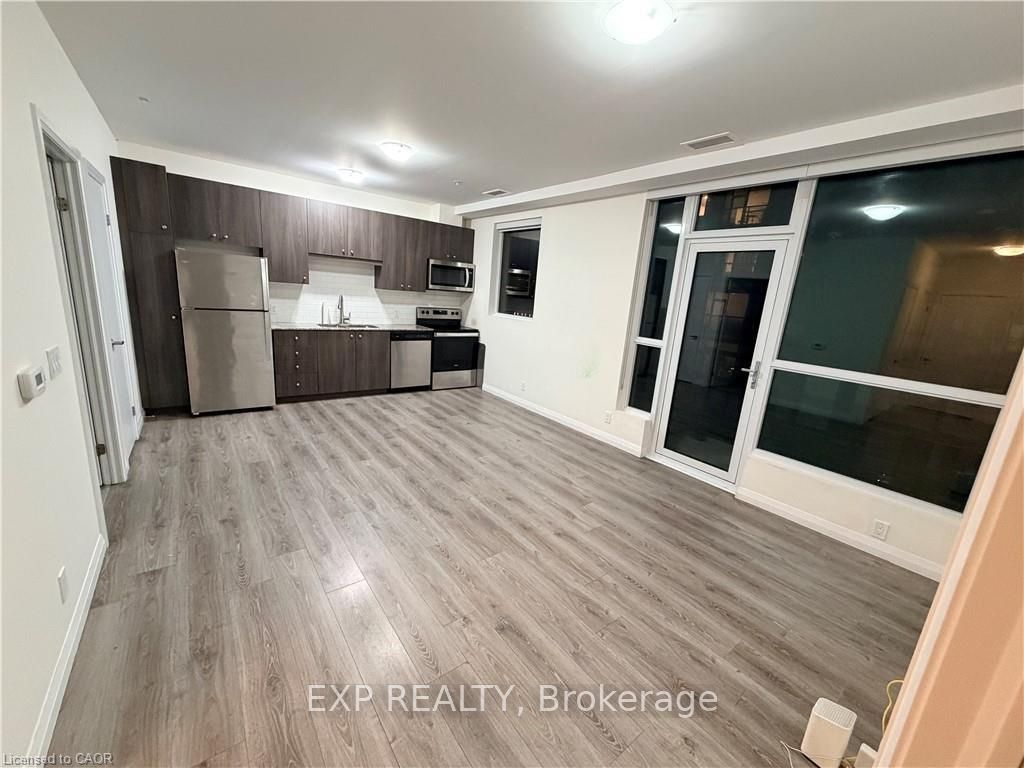 104 Garment Street 803 Property Photo 8