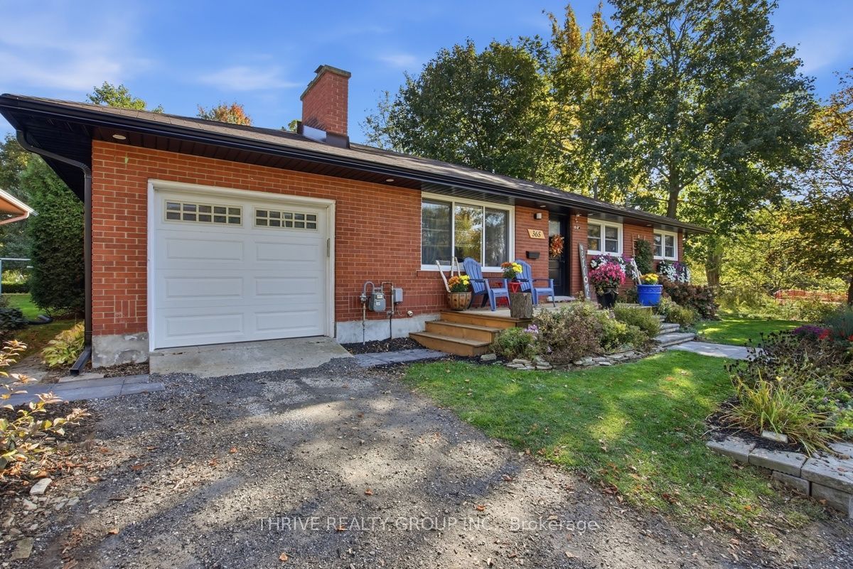 365 Sunset Drive Property Photo 6