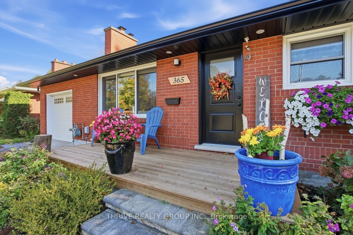 365 Sunset Drive Property Photo 8