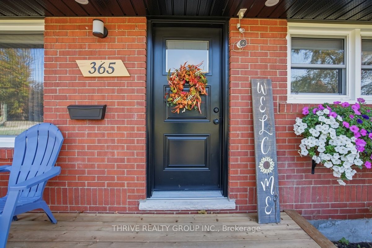 365 Sunset Drive Property Photo 12