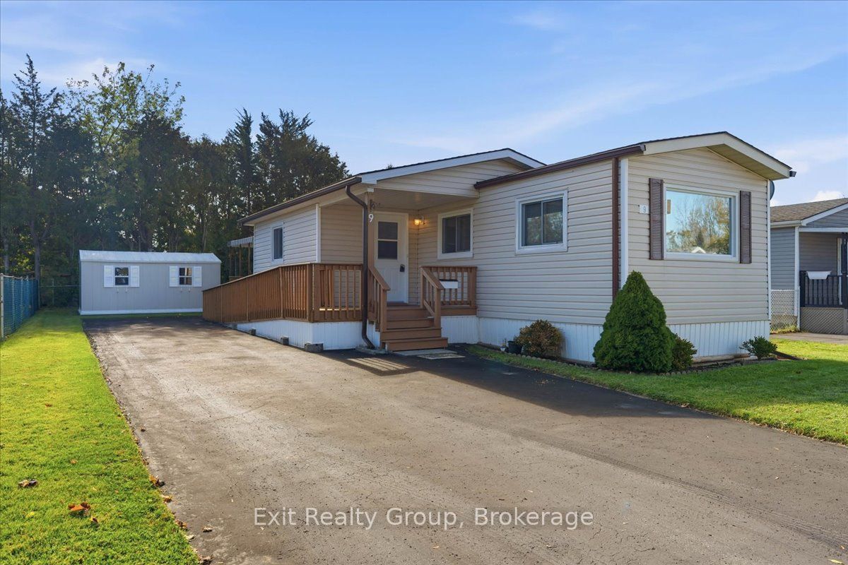 9 Finch Lane Property Photo 1