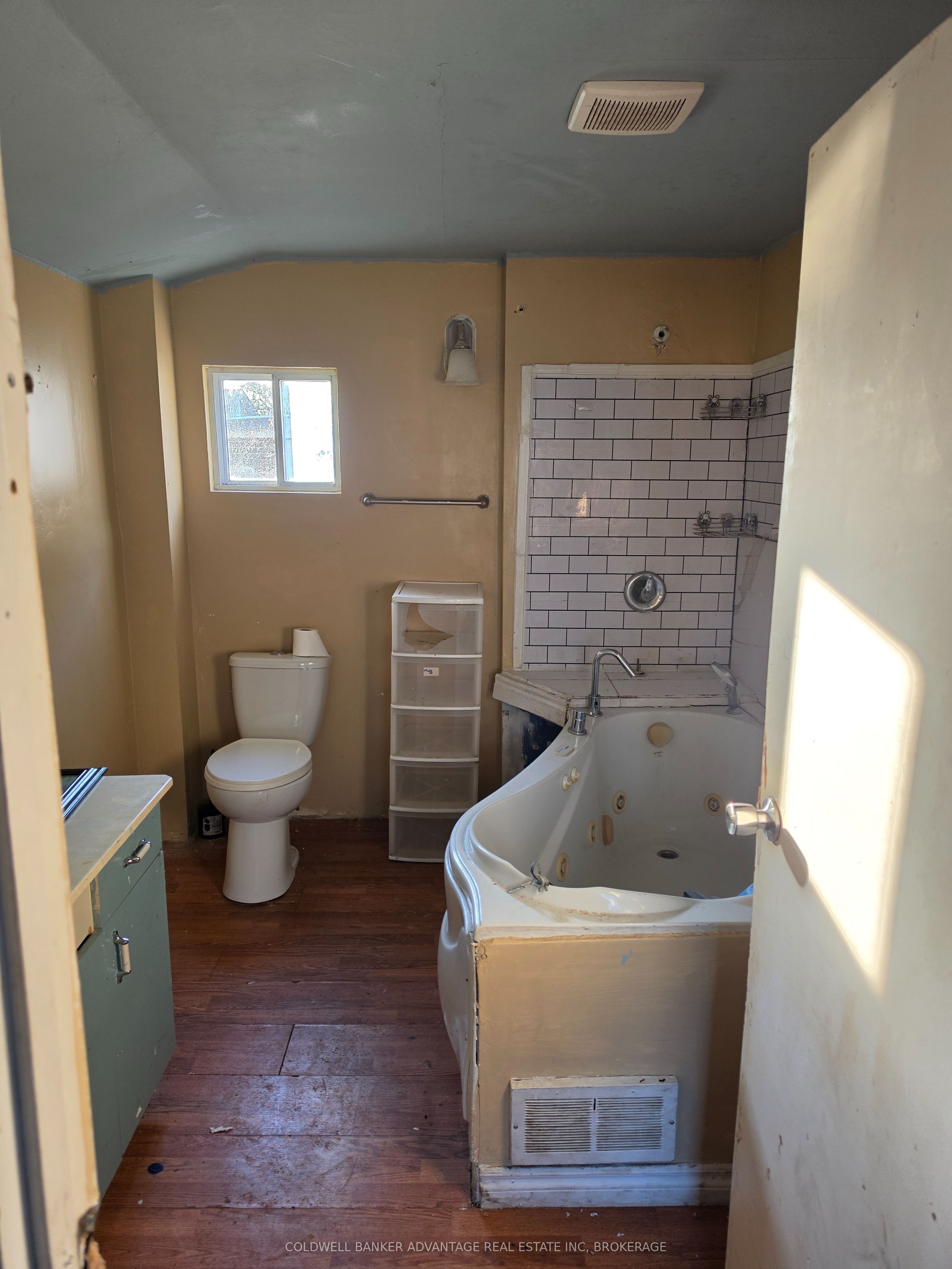 311 Bell Street Property Photo 2