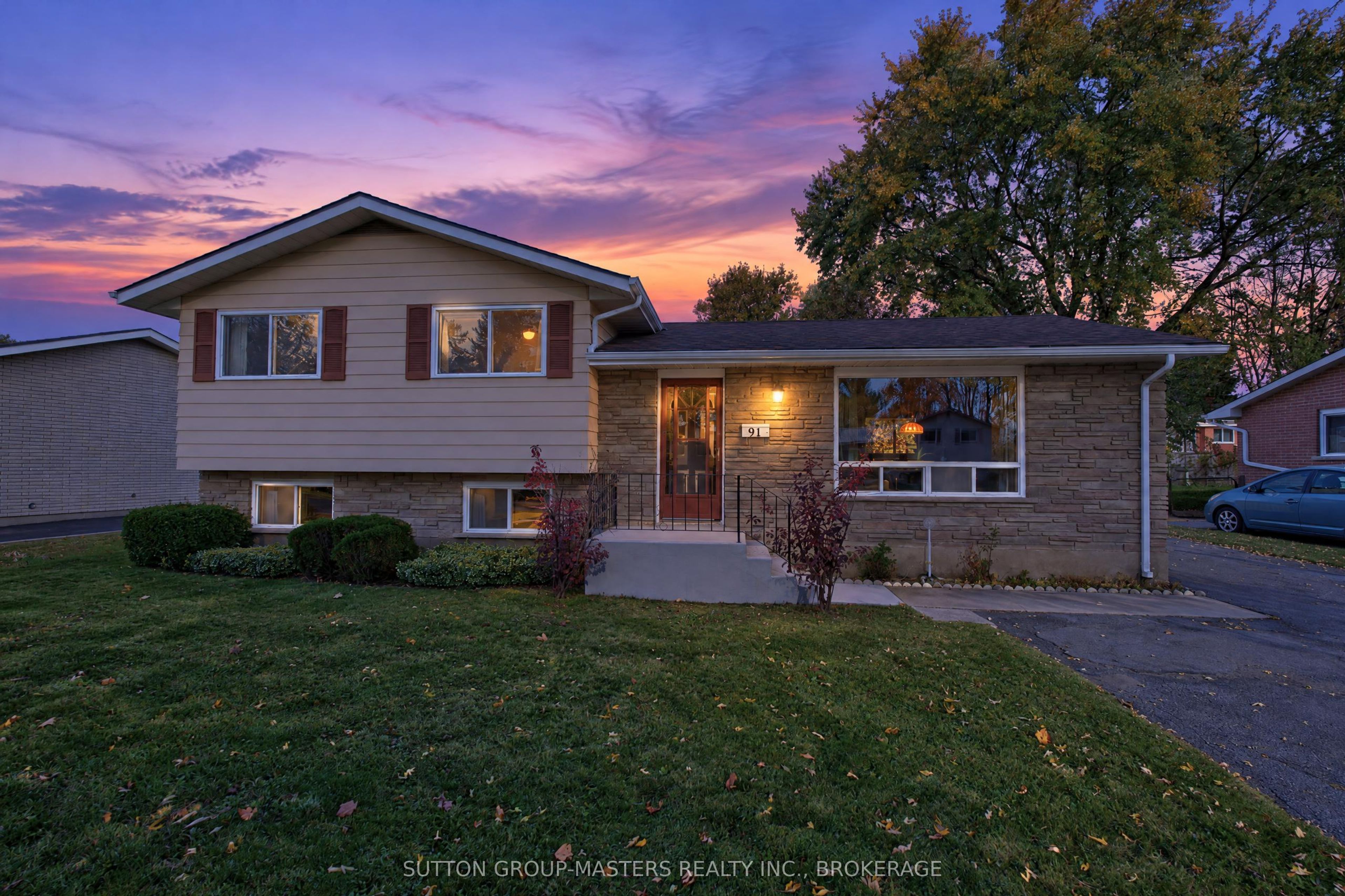 91 Conacher Drive Property Photo 2