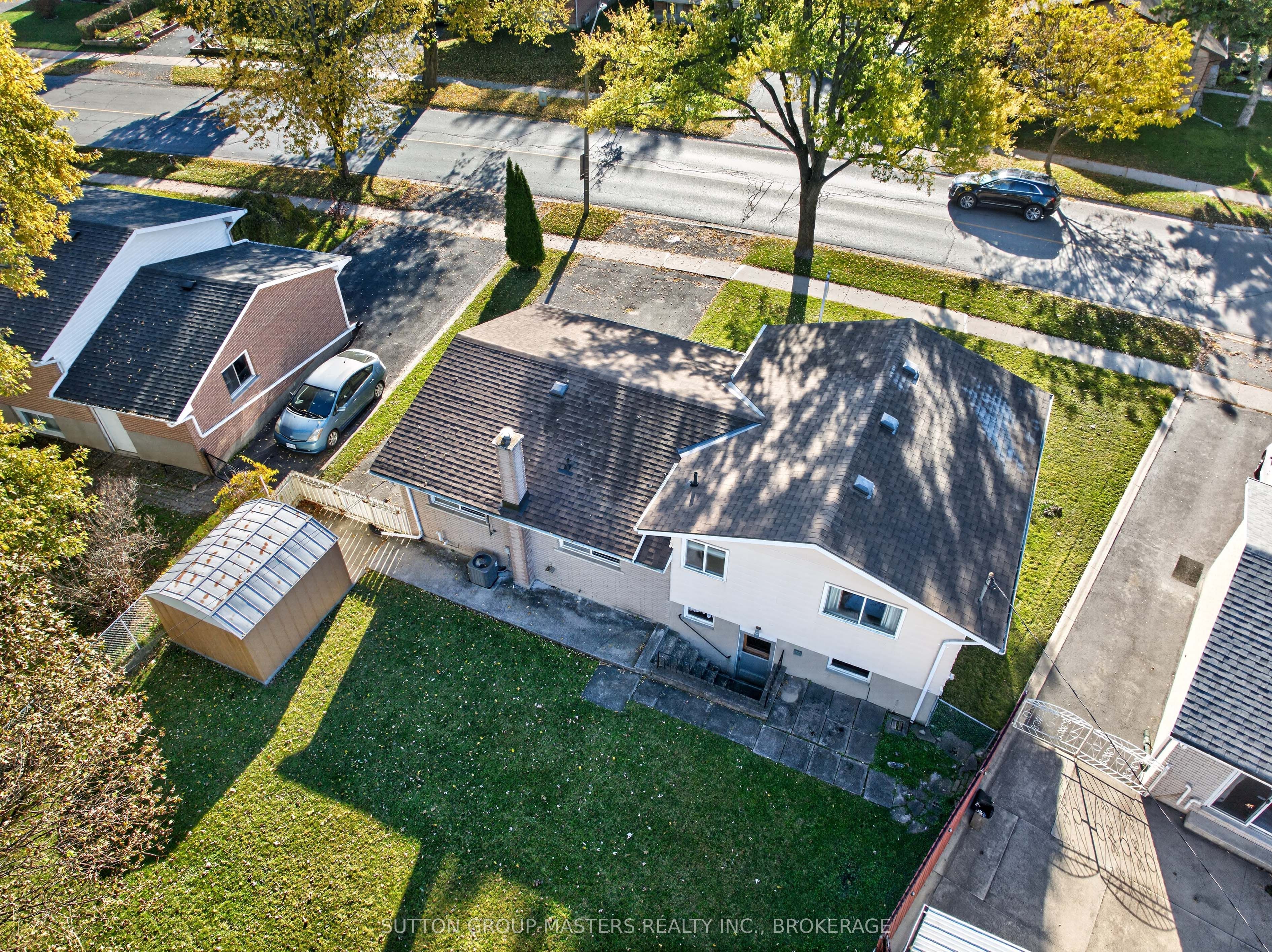 91 Conacher Drive Property Photo 3