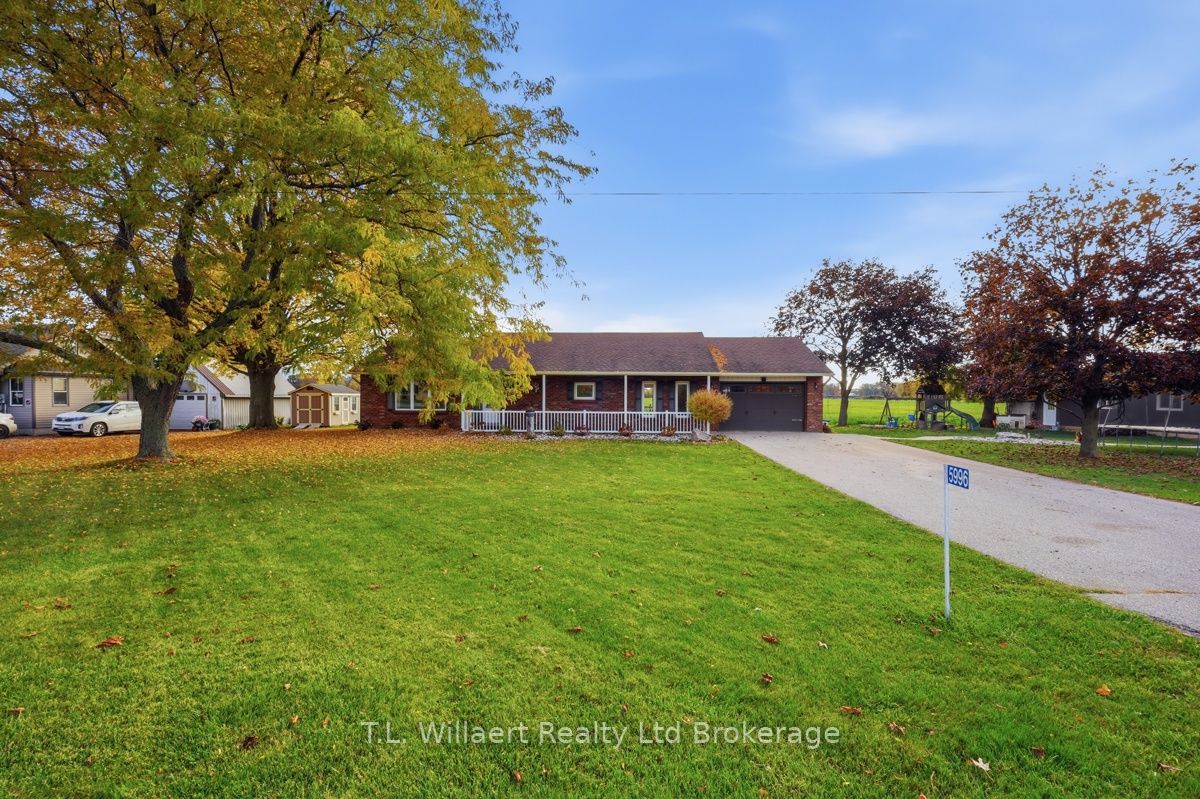 5996 Imperial Road Property Photo 2