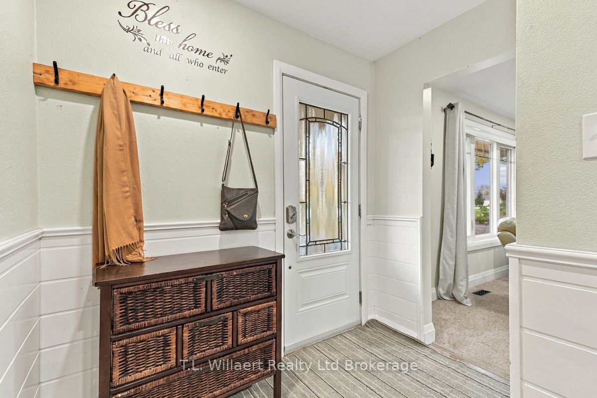 5996 Imperial Road Property Photo 5