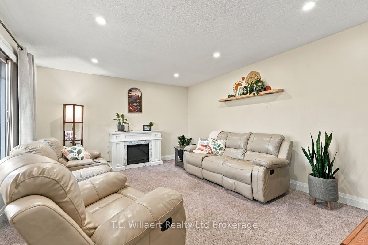 5996 Imperial Road Property Photo 8