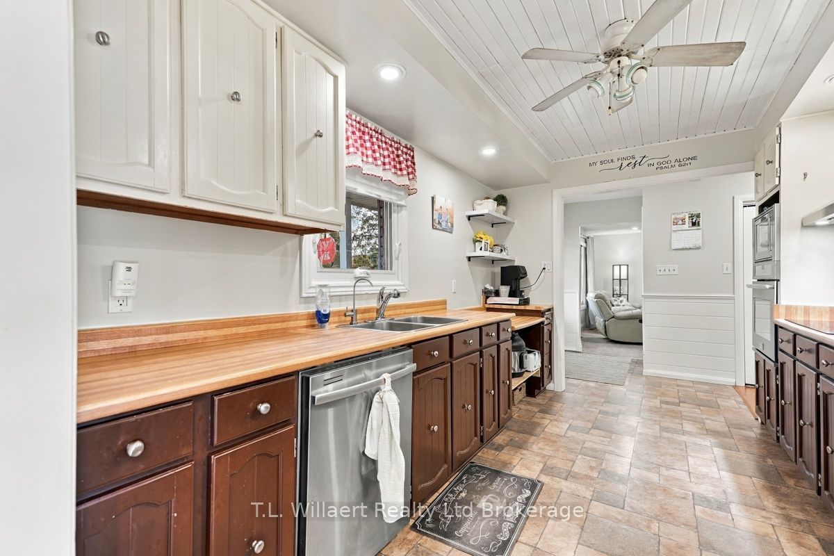 5996 Imperial Road Property Photo 16