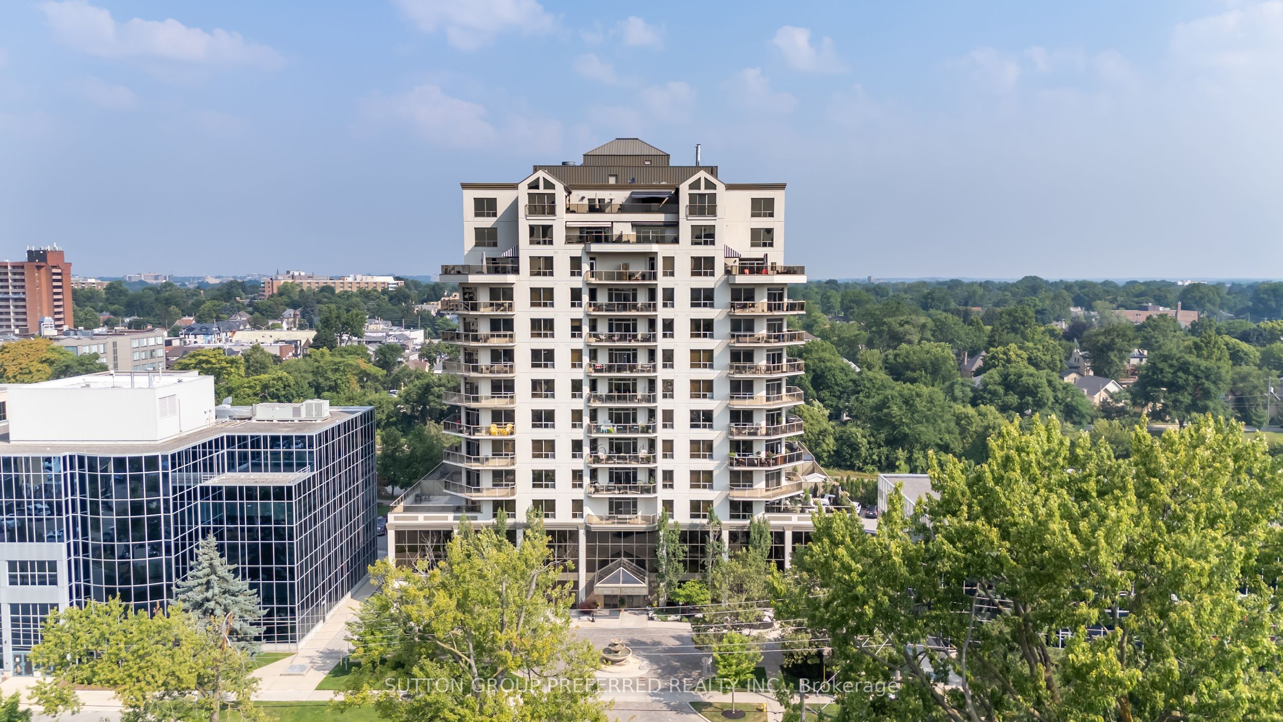 250 Pall Mall Street 605 Property Photo 1