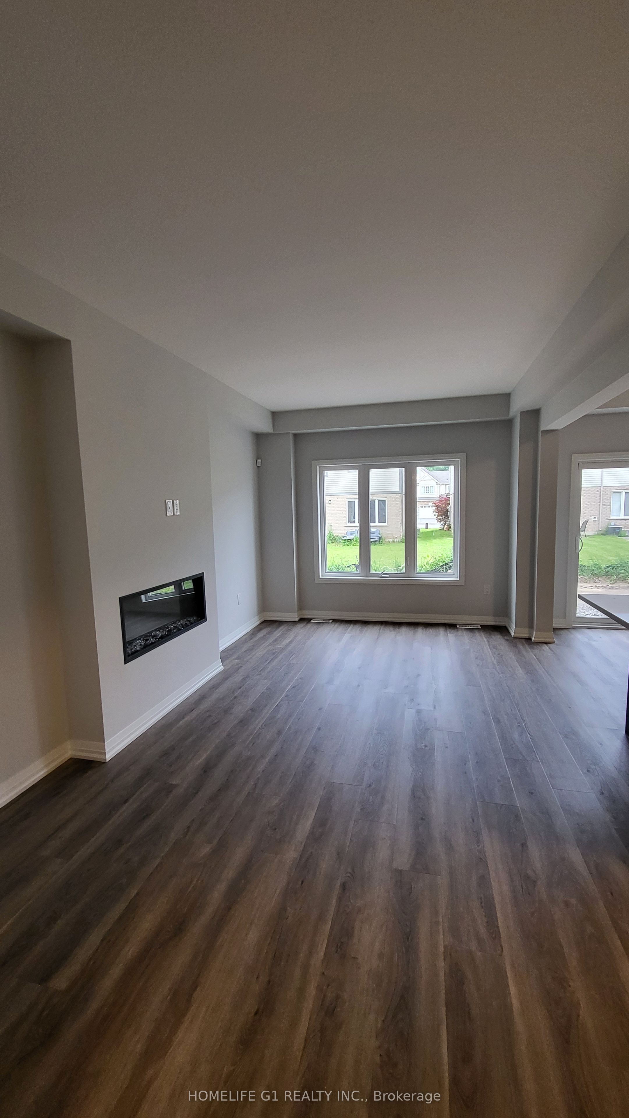 166 Bur Oak Drive Property Photo 6