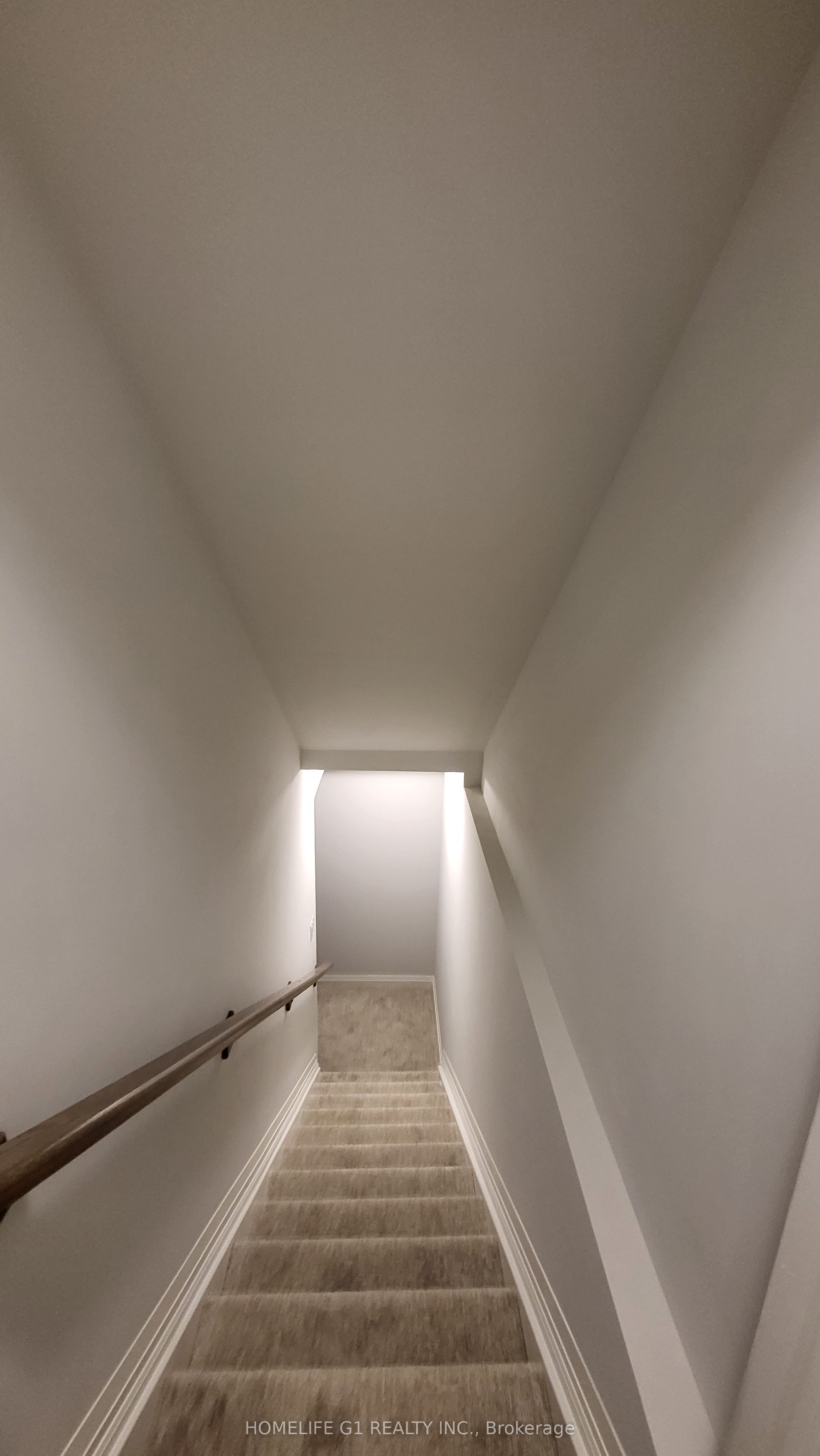 166 Bur Oak Drive Property Photo 10