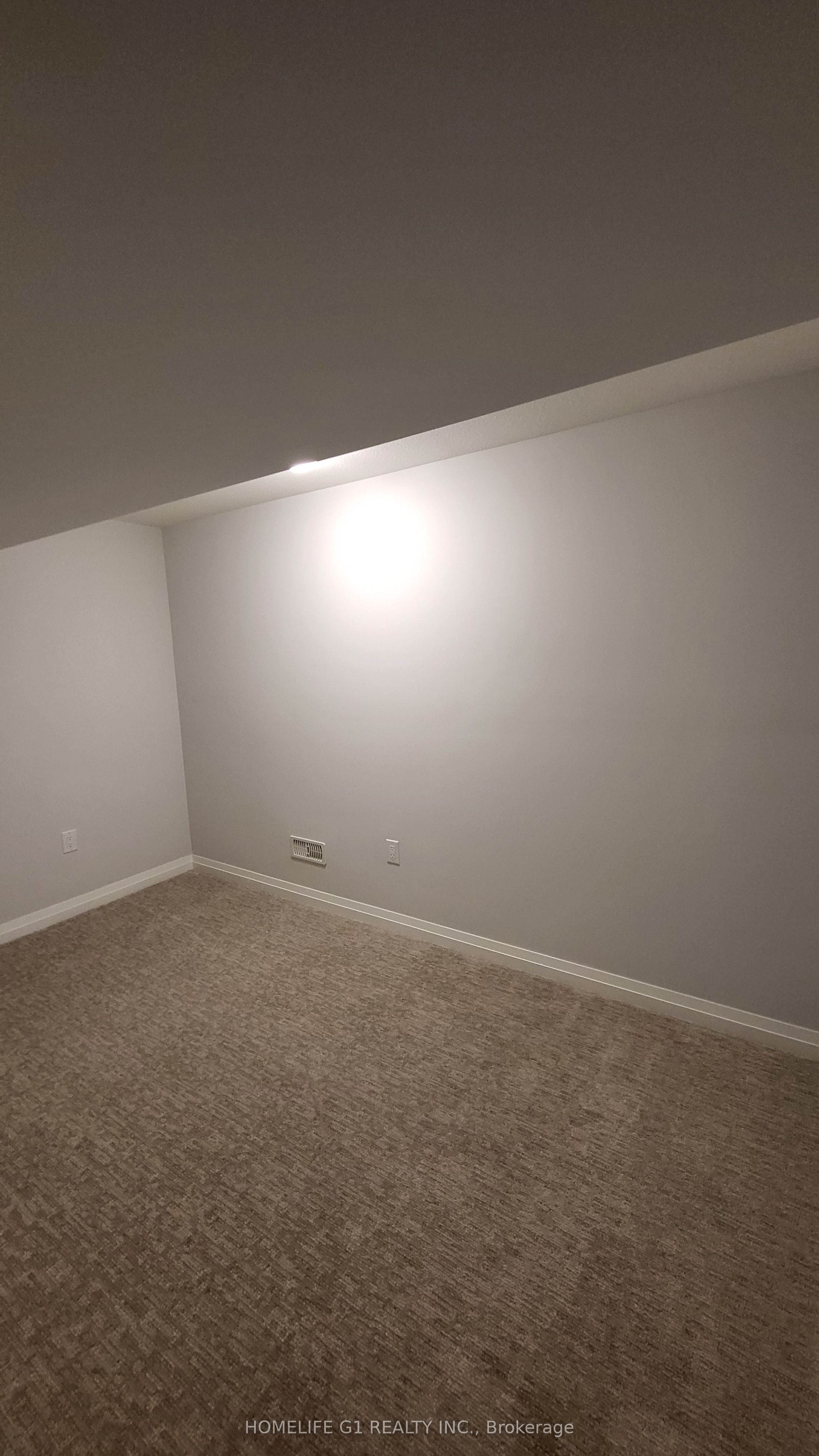 166 Bur Oak Drive Property Photo 12