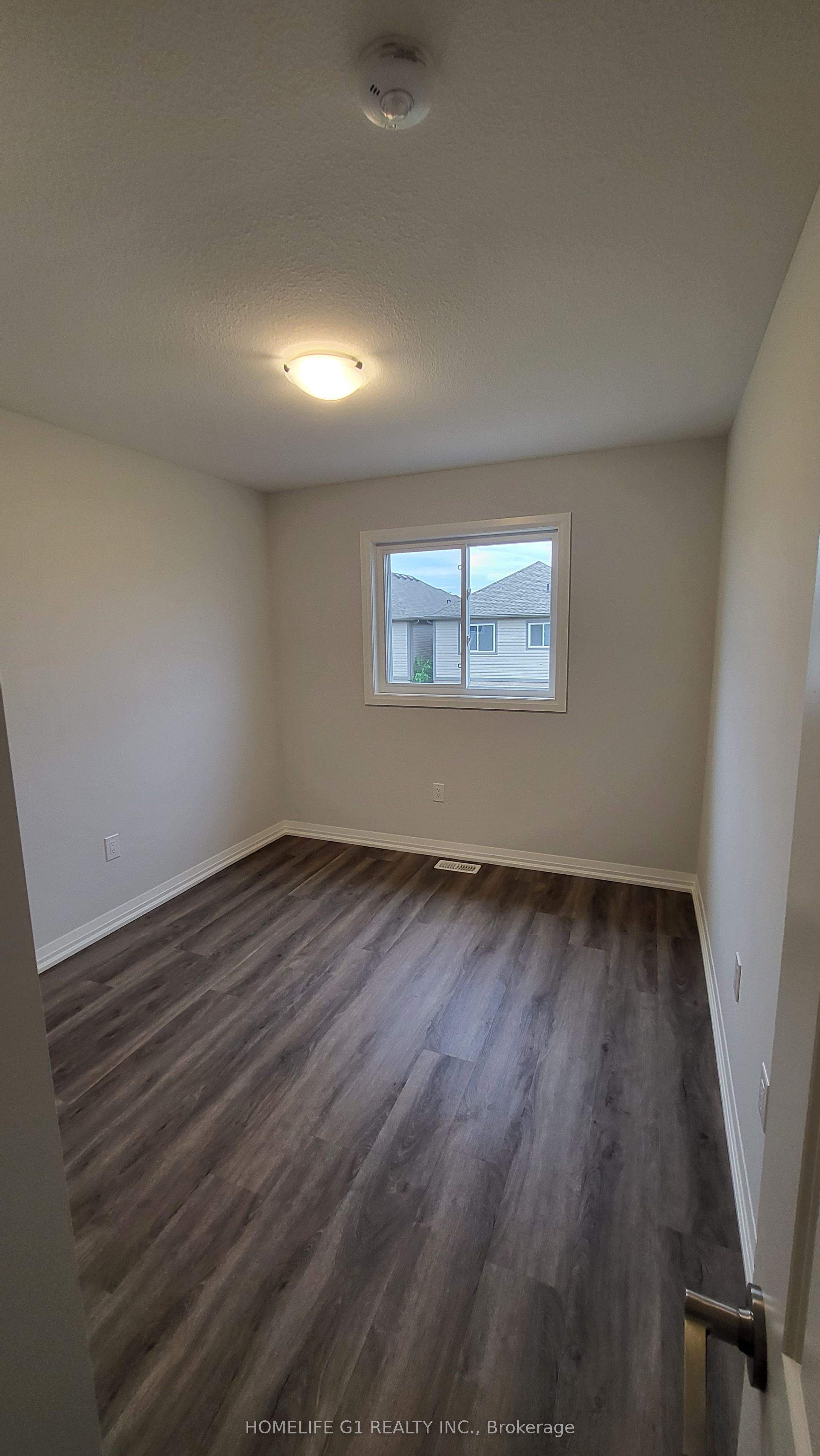 166 Bur Oak Drive Property Photo 17