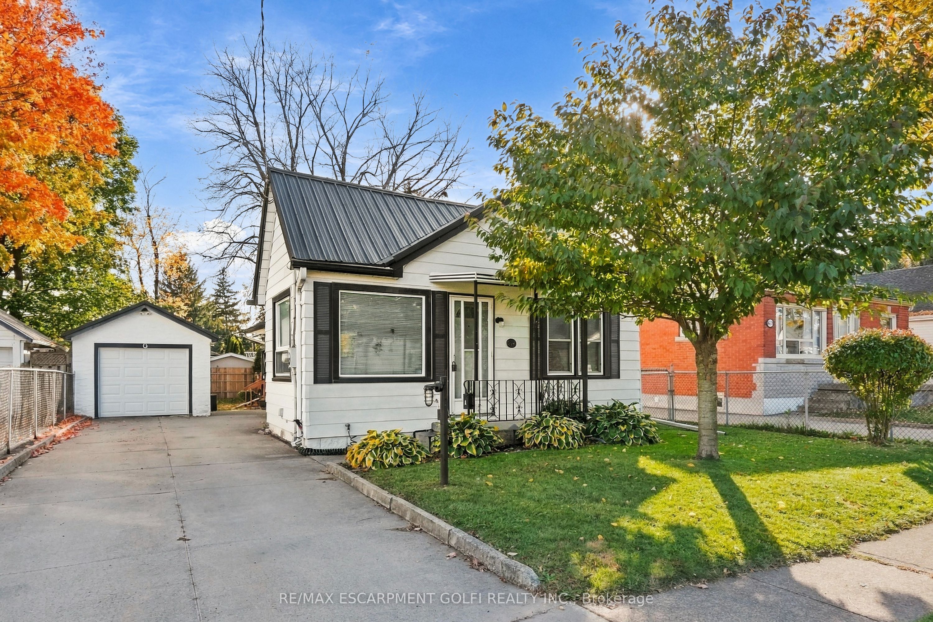 6370 Murray Street Property Photo 1