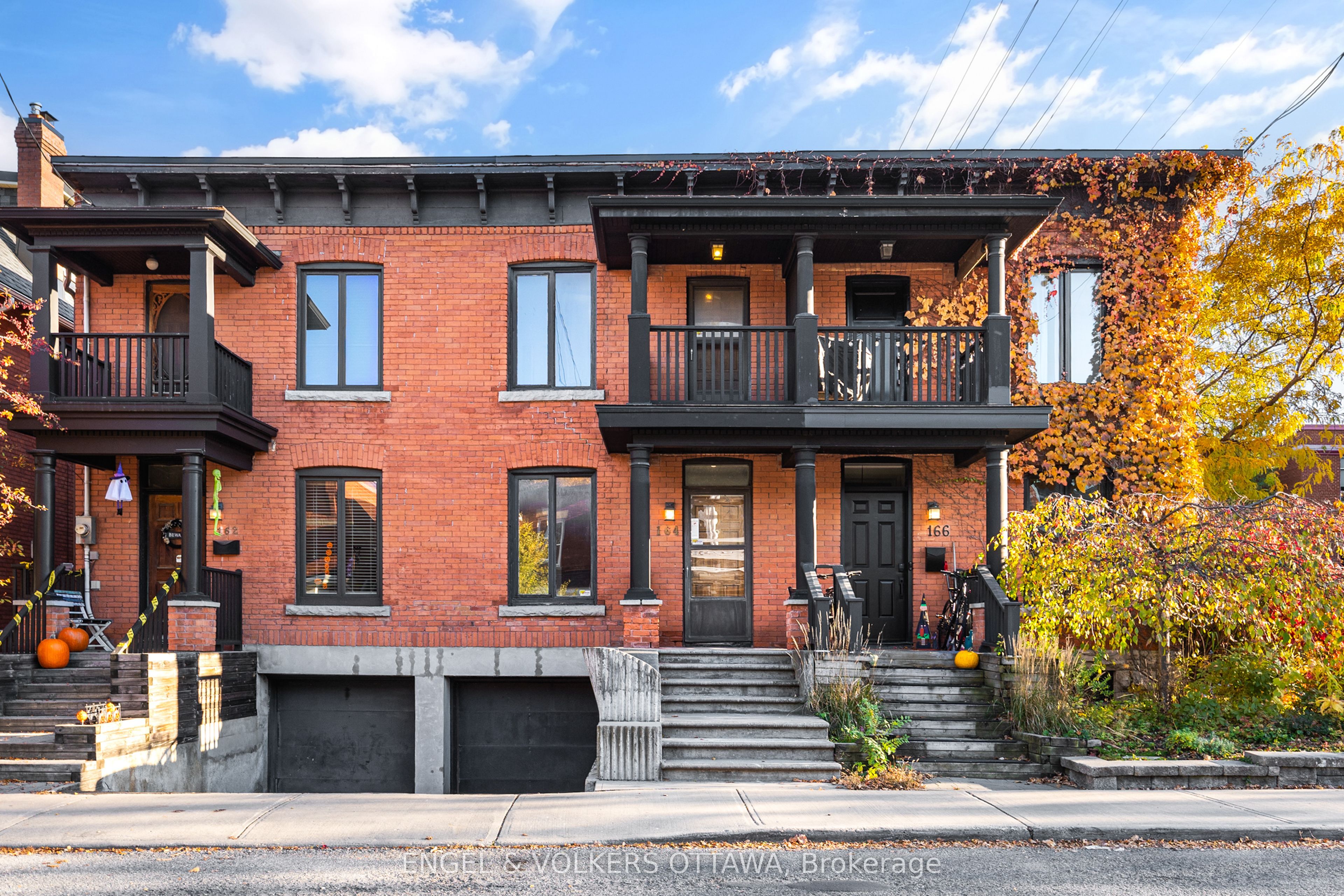 164 Third Avenue Property Photo 1