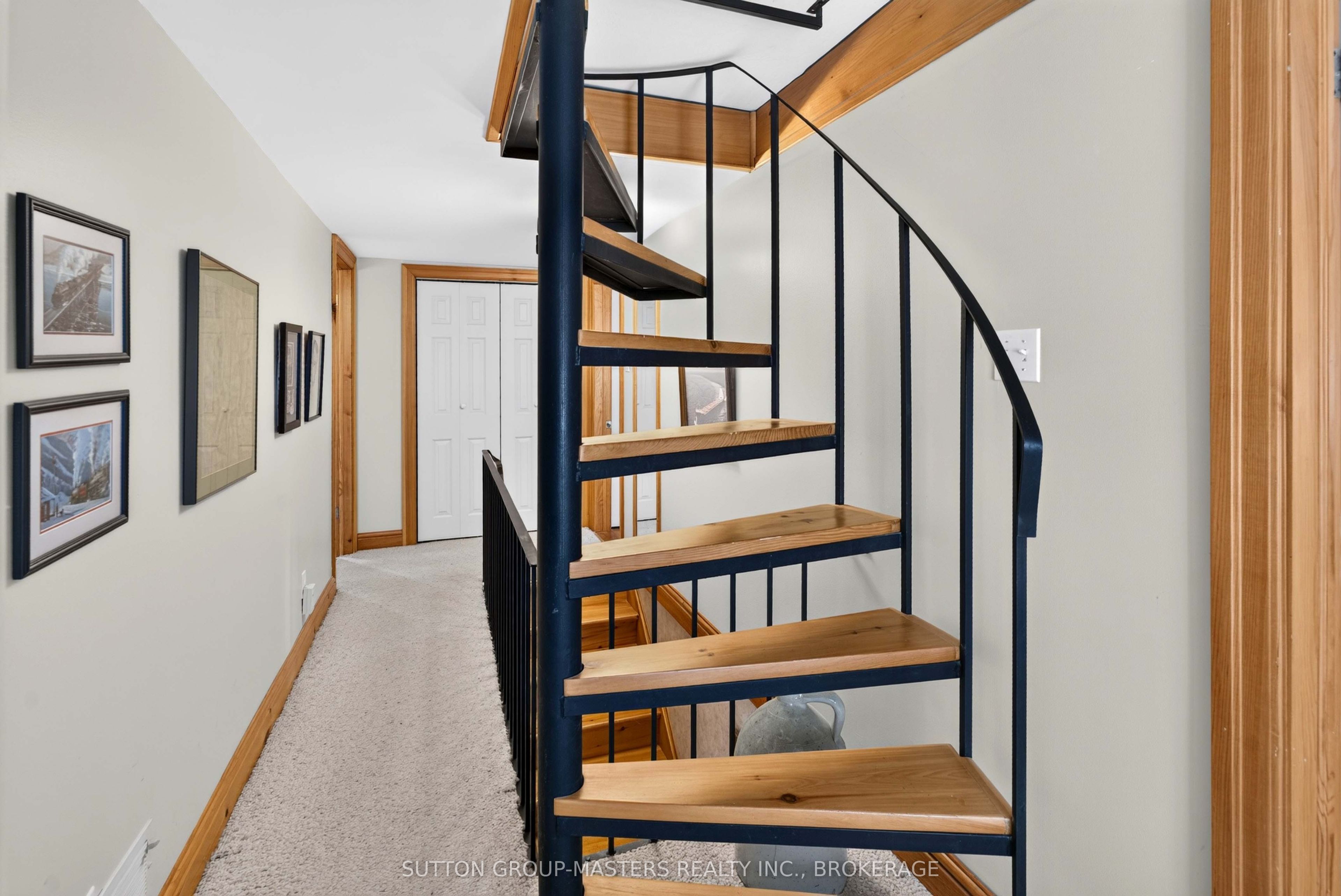 212 Macdonnell Street Property Photo 31