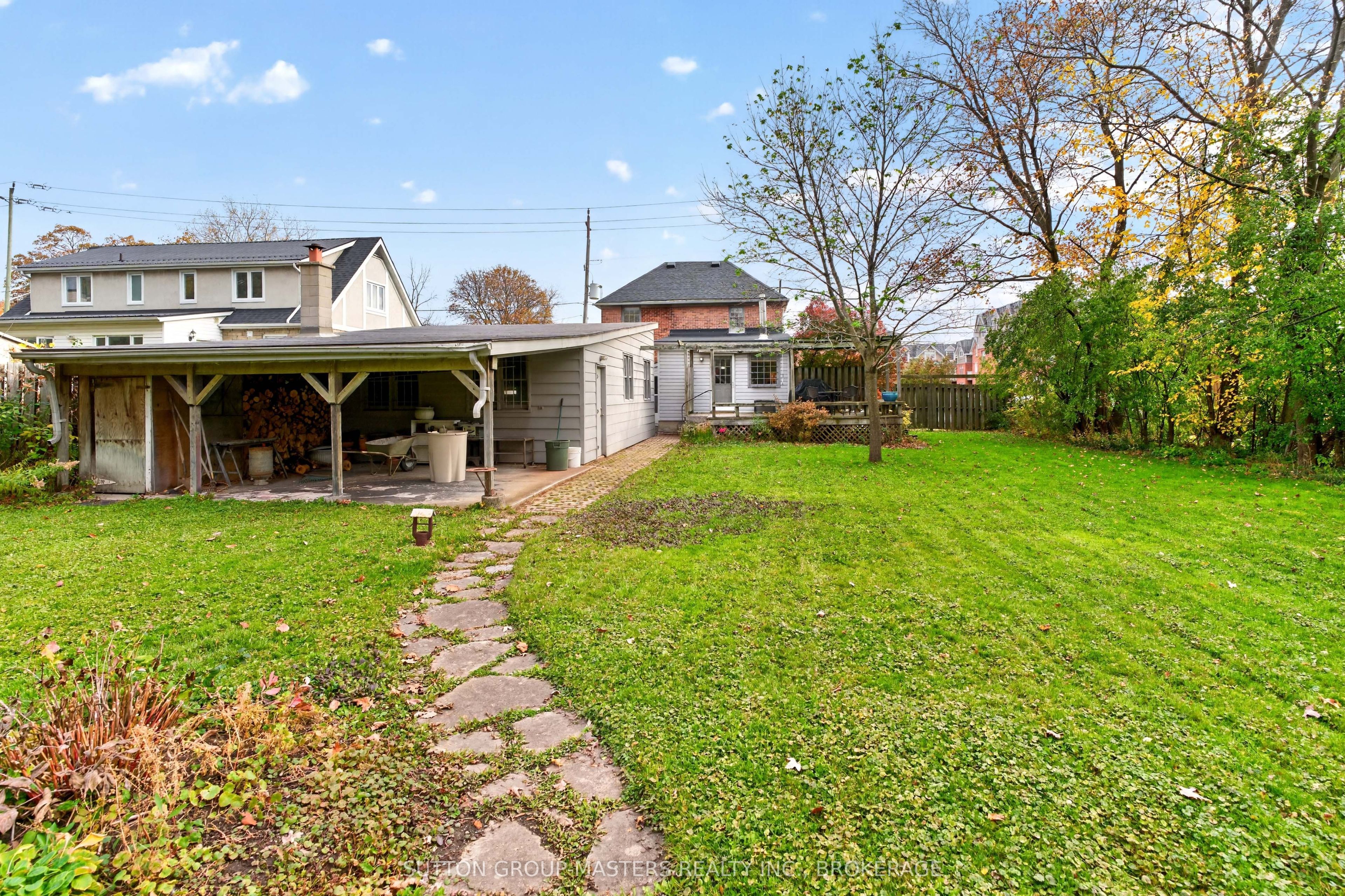 212 Macdonnell Street Property Photo 42