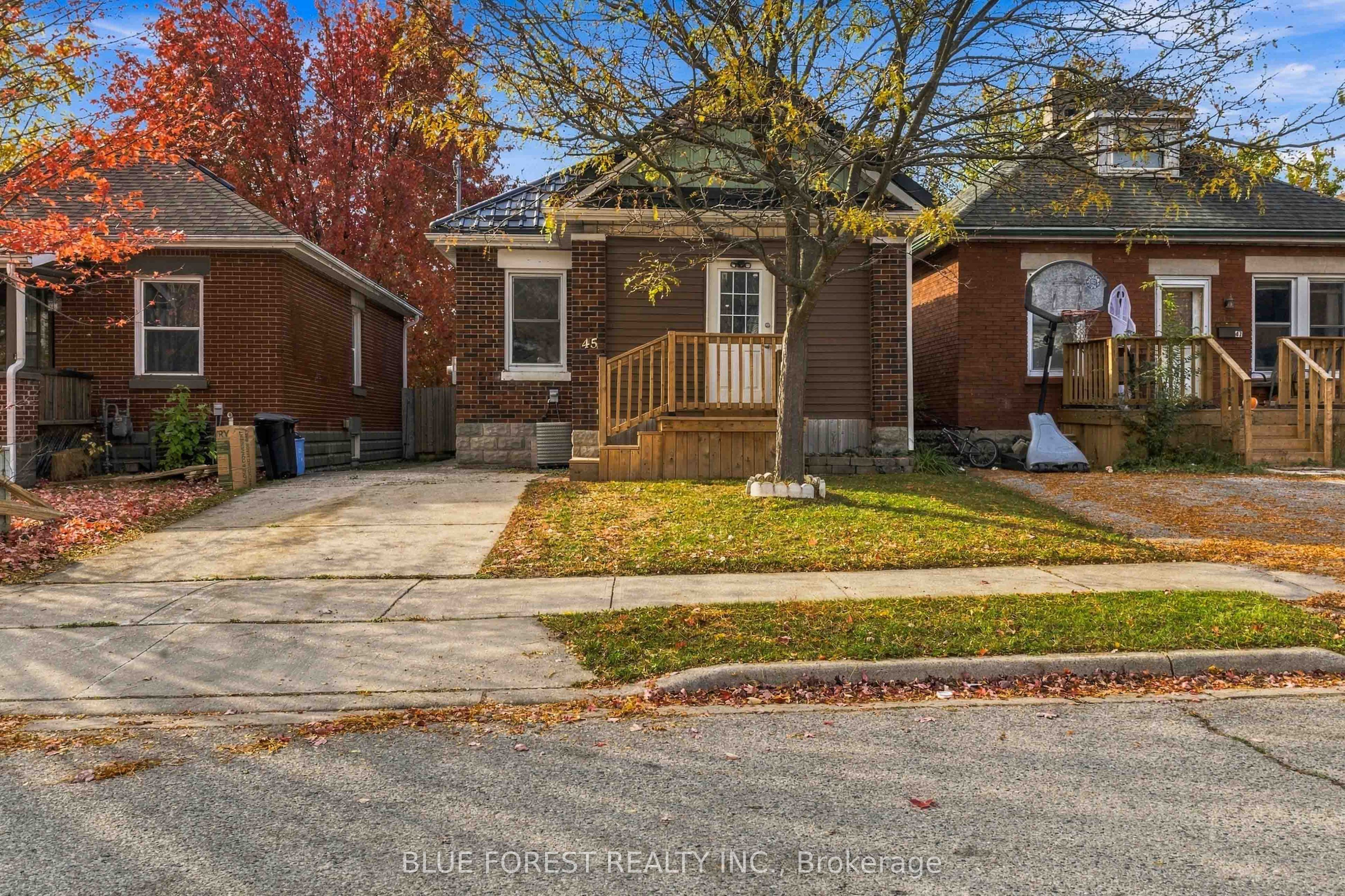 45 S Tennyson Street S Property Photo 4