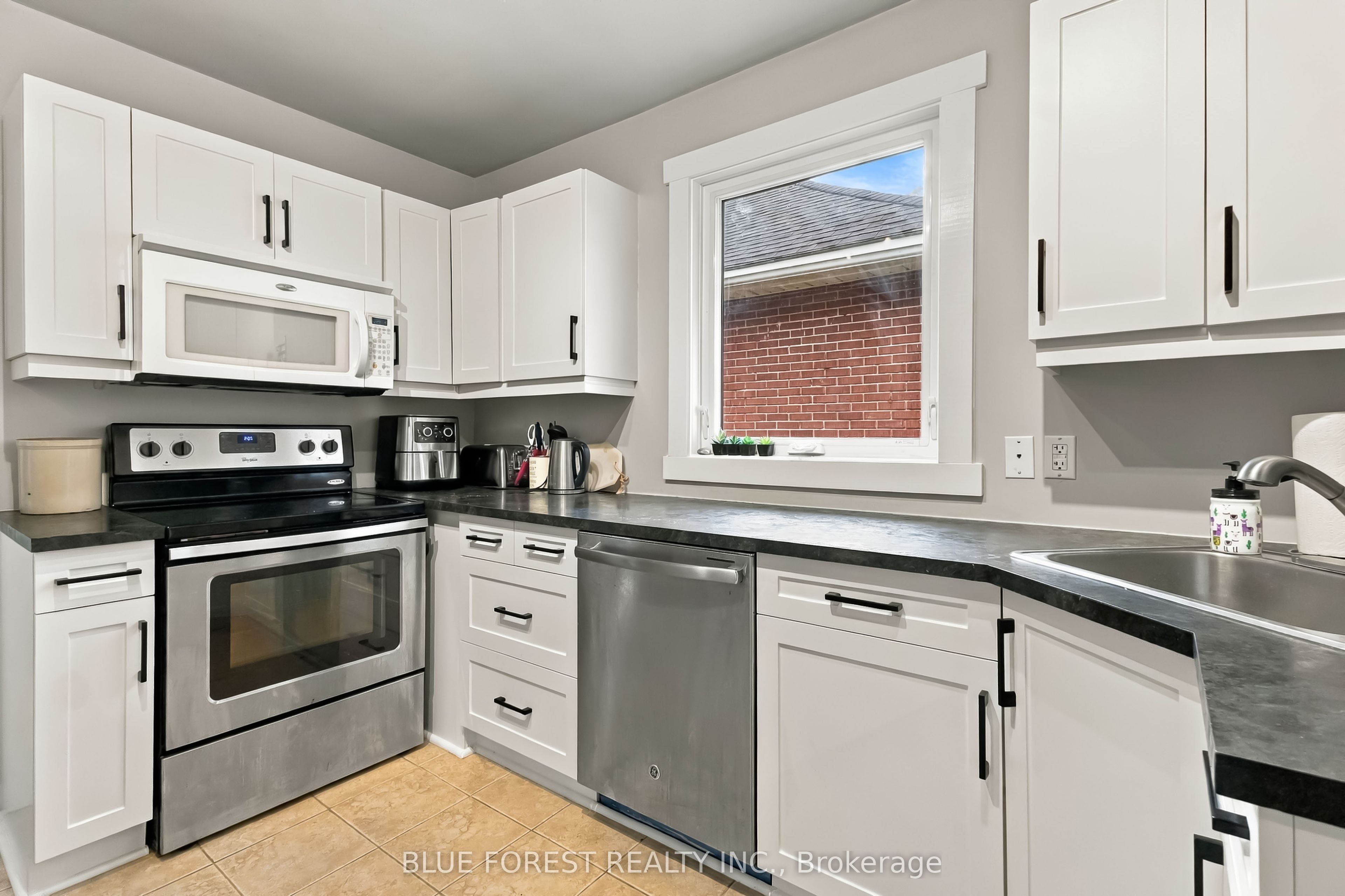 45 S Tennyson Street S Property Photo 16