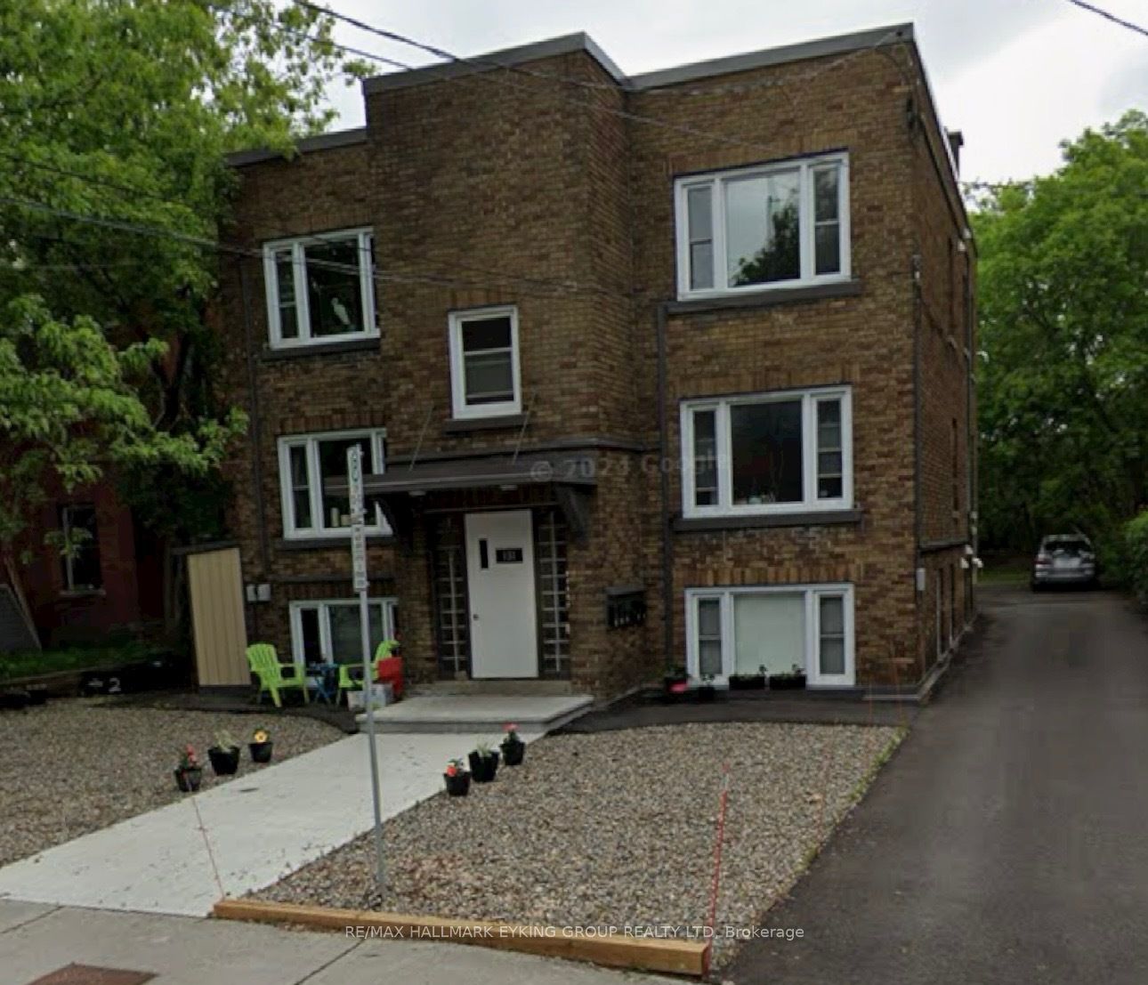 131 Hawthorne Avenue 4 Property Photo 1