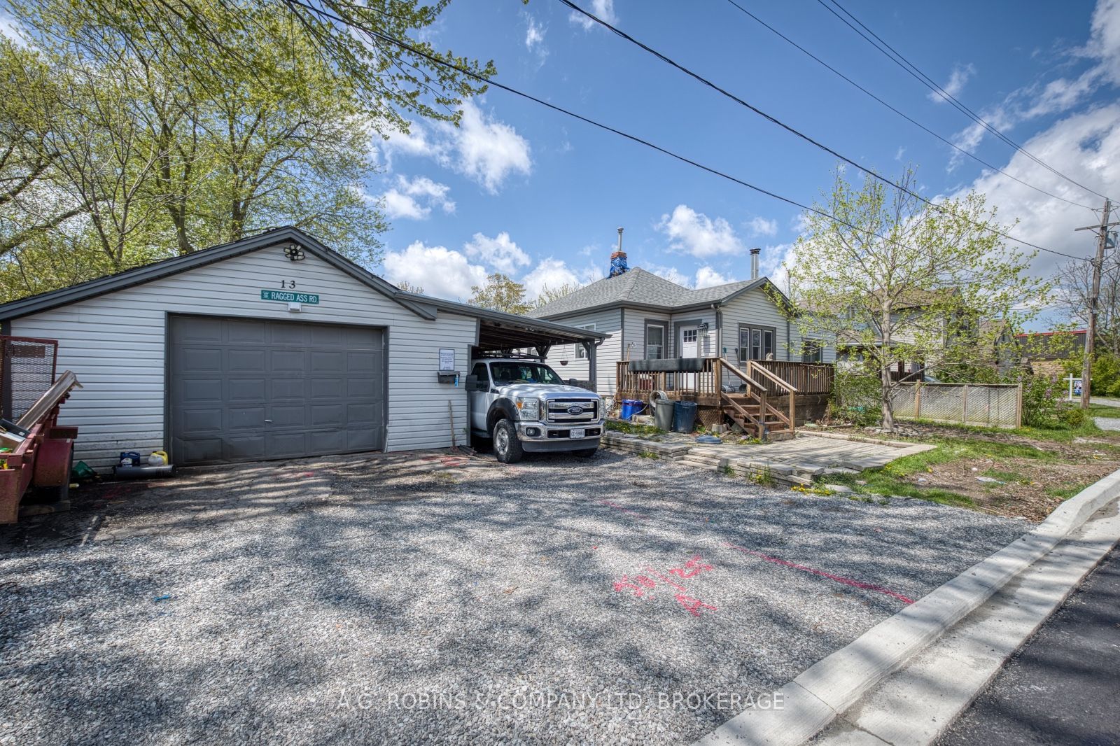 13 Patricia Avenue Property Photo 1