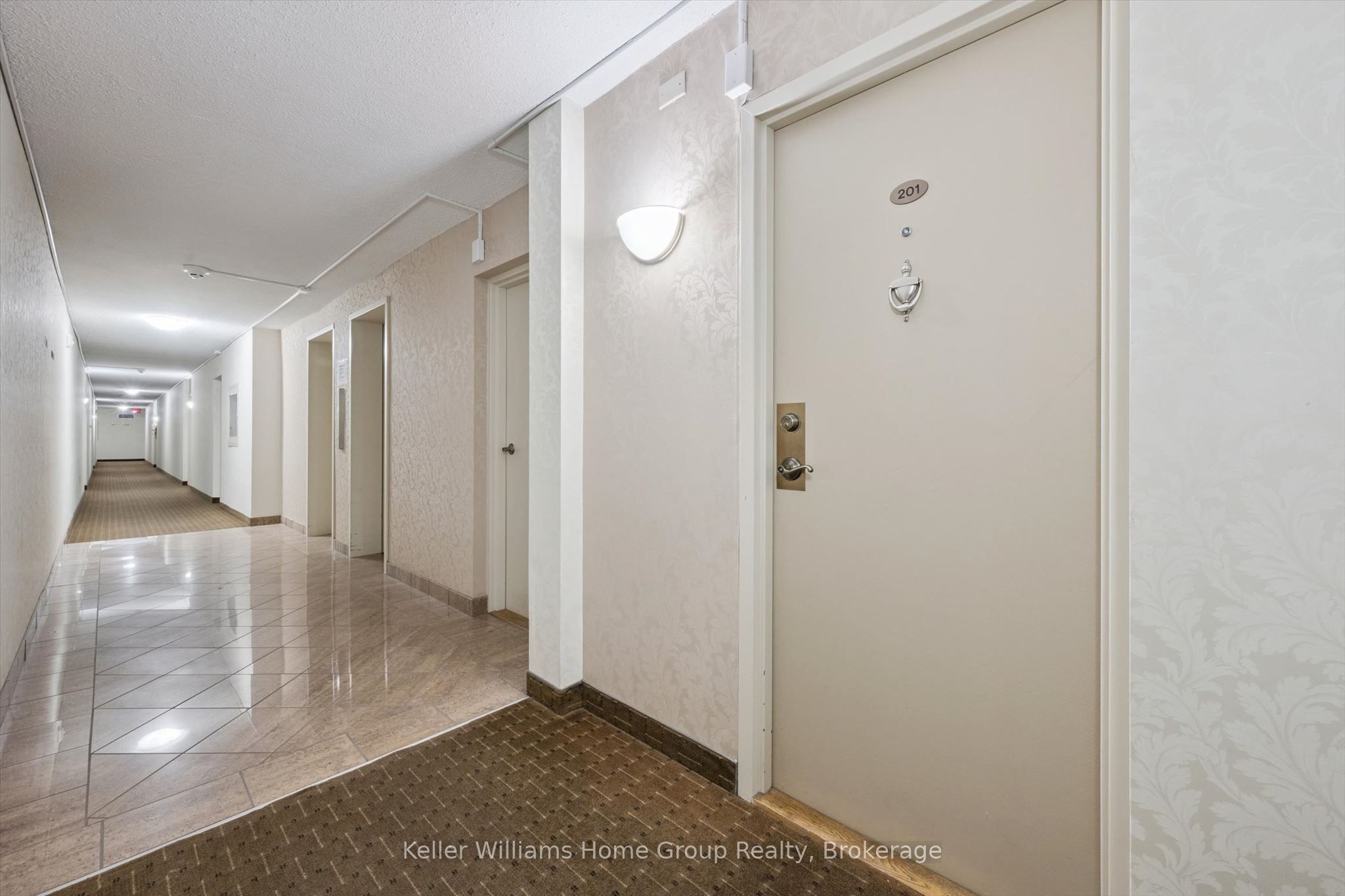 19 Woodlawn Road E 201 Property Photo 1
