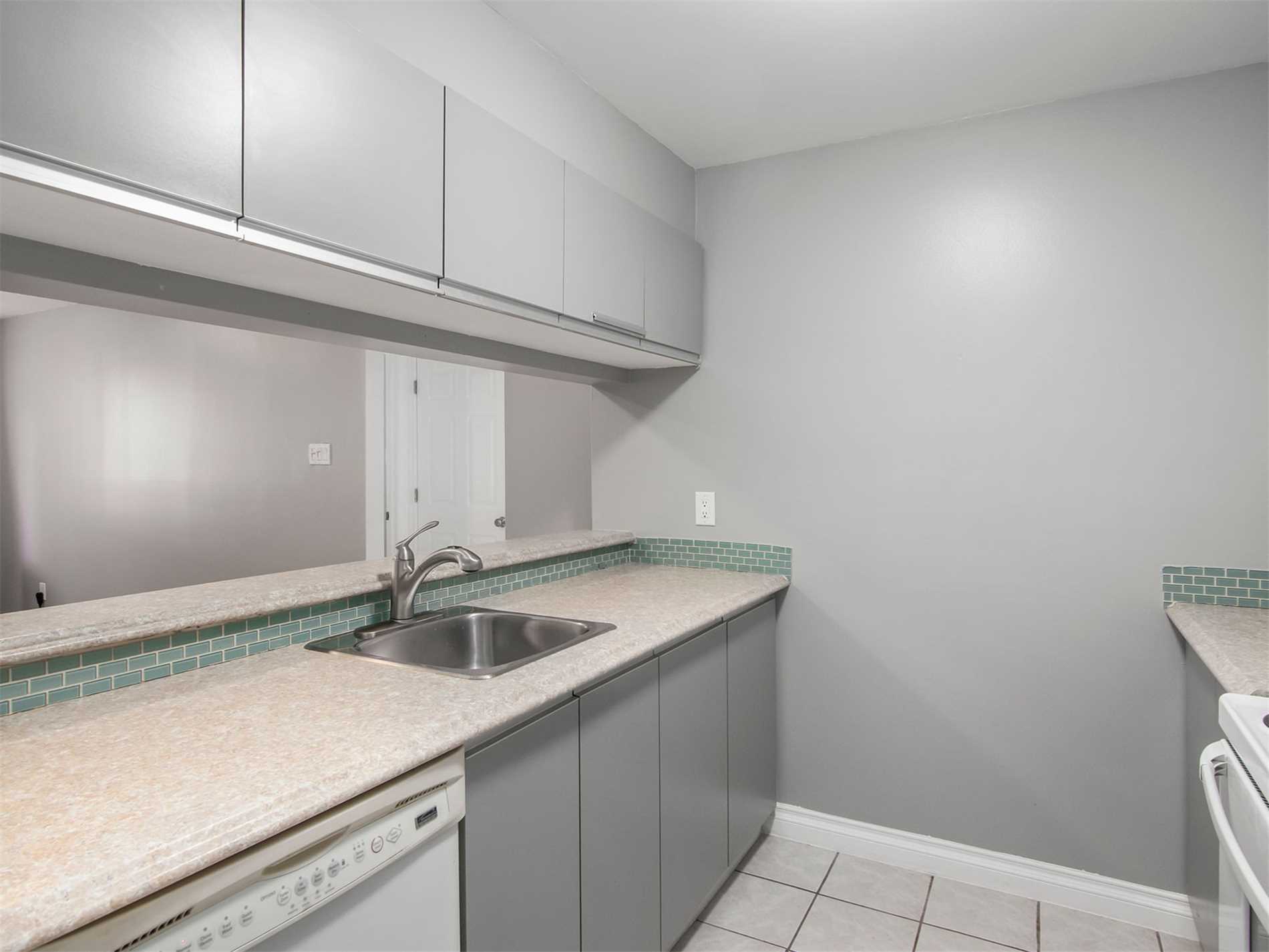 260 Brittany Dr #215 Property Photo 14