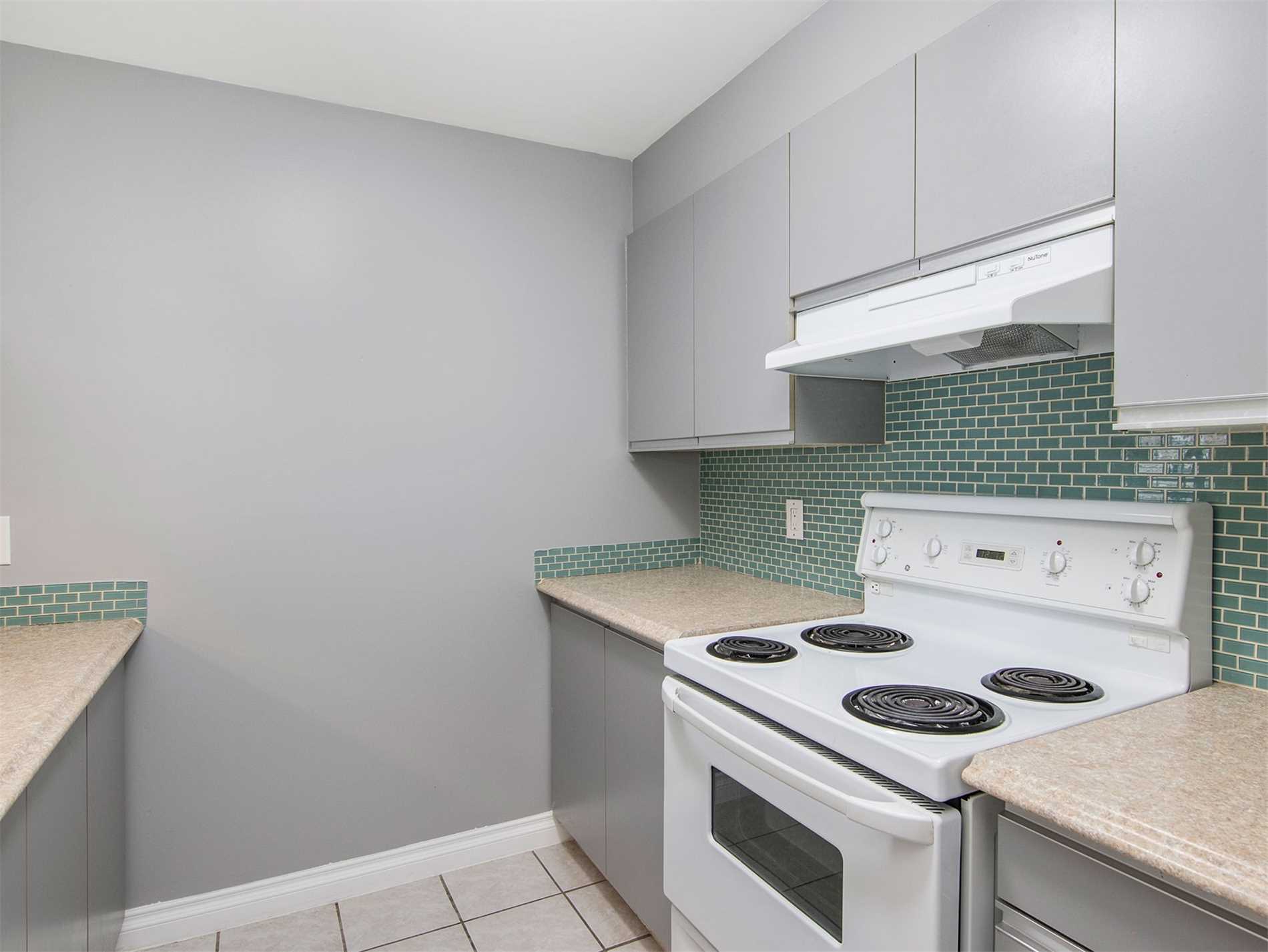 260 Brittany Dr #215 Property Photo 15